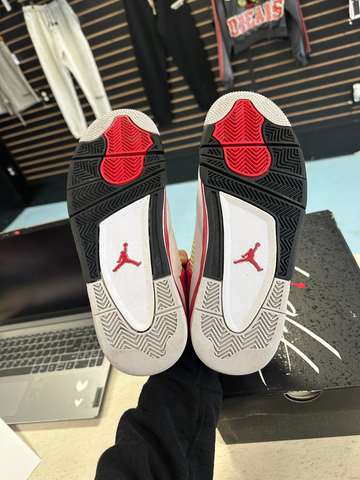 Size8 Jordan 4 Red Cement Pre Owned With Box