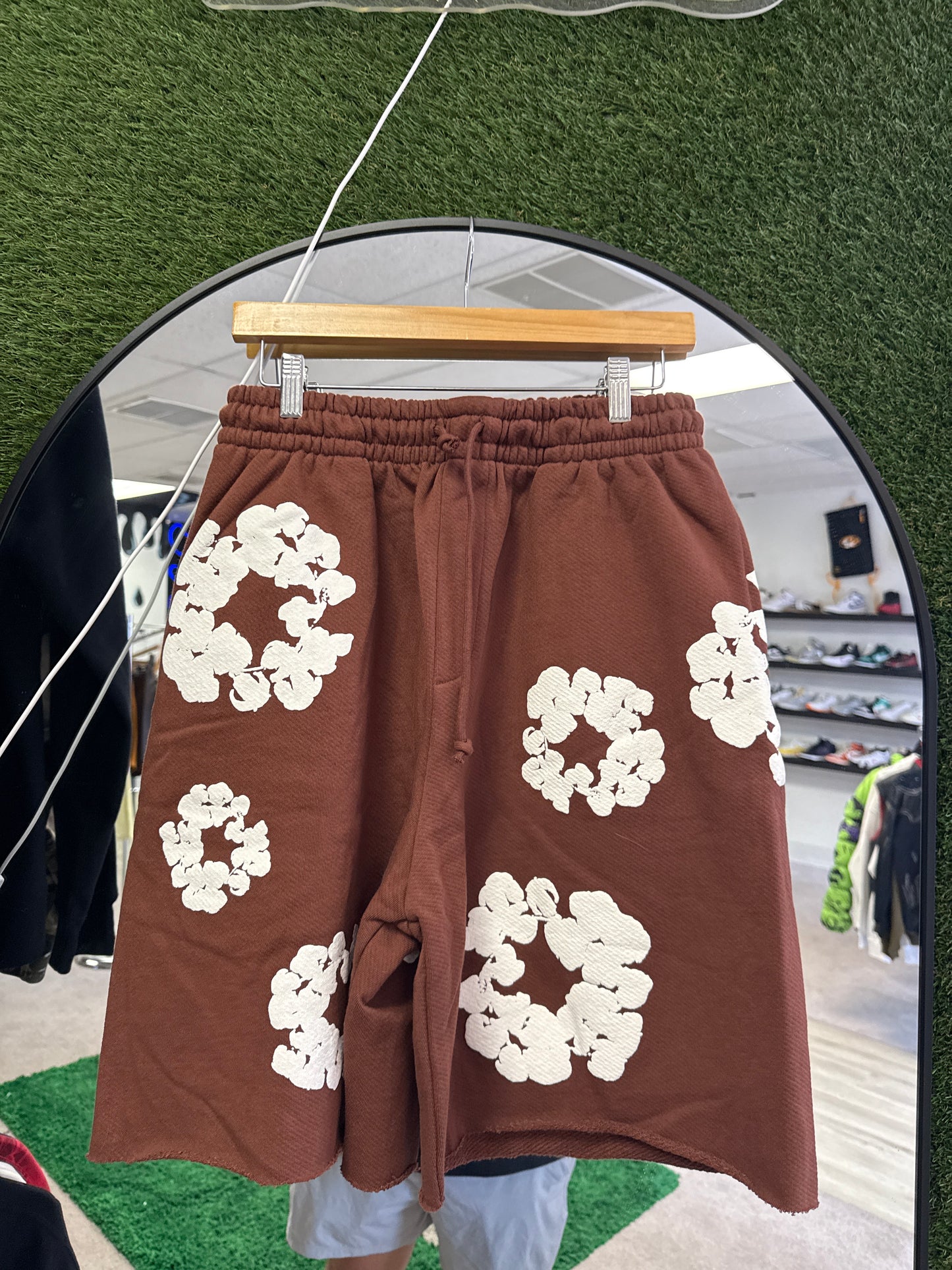 Size Medium Denim Tears Shorts Brown New