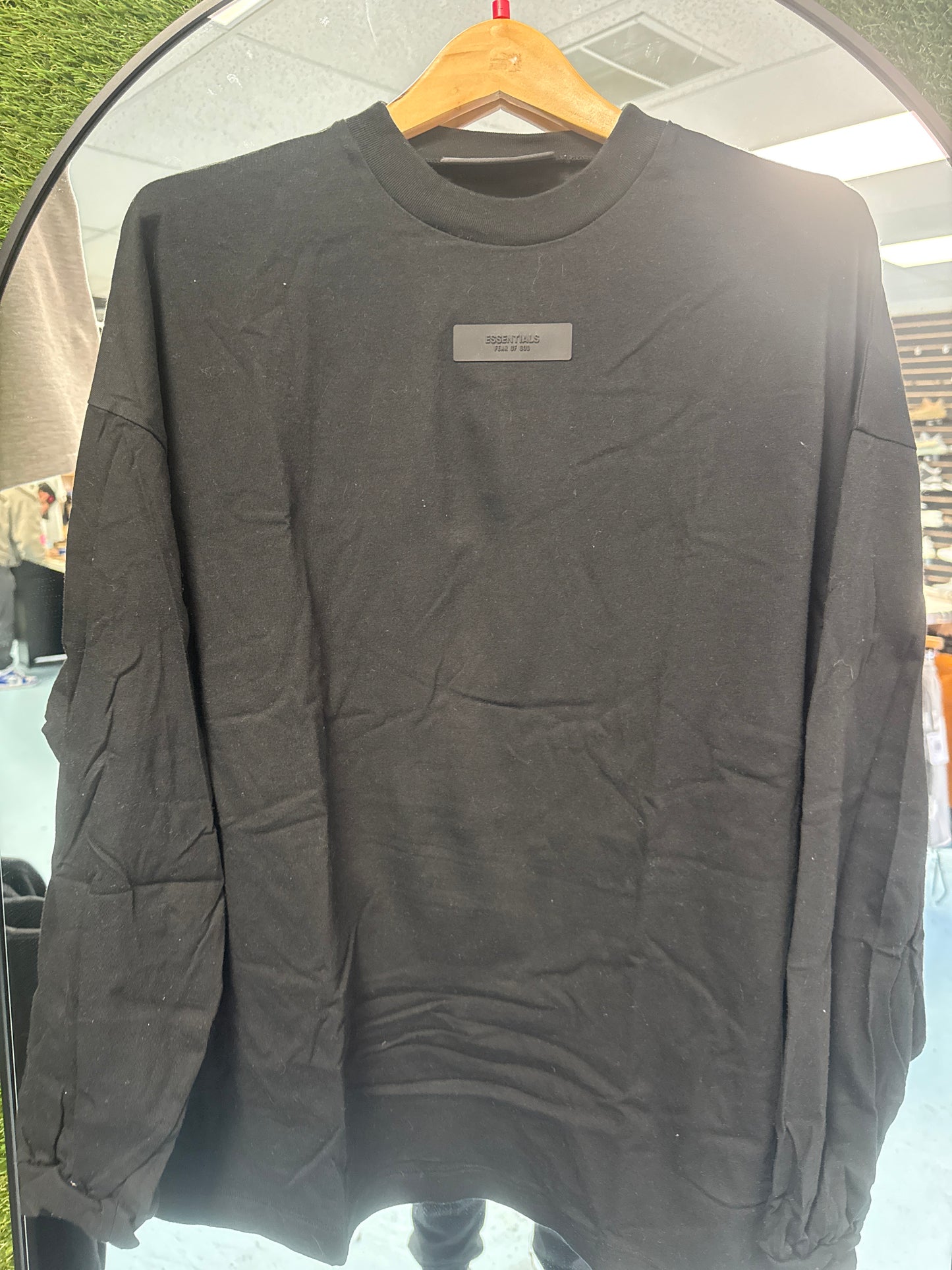 Size M Essentials Black Long Sleeve Tee Pre Owned