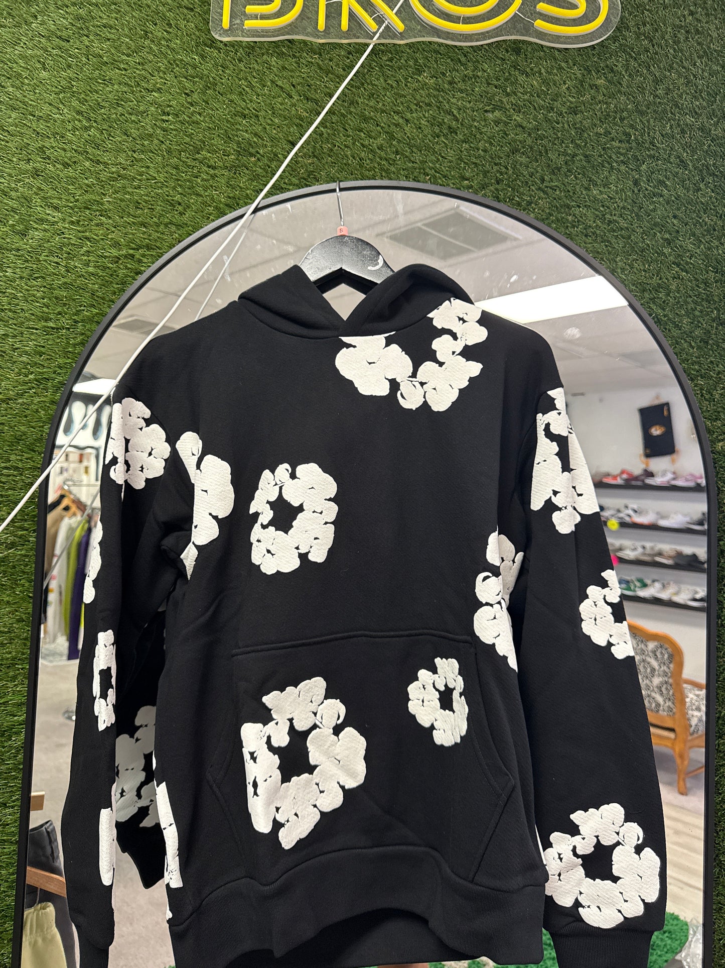 Size Small Denim Tears Hoodie New Black/White