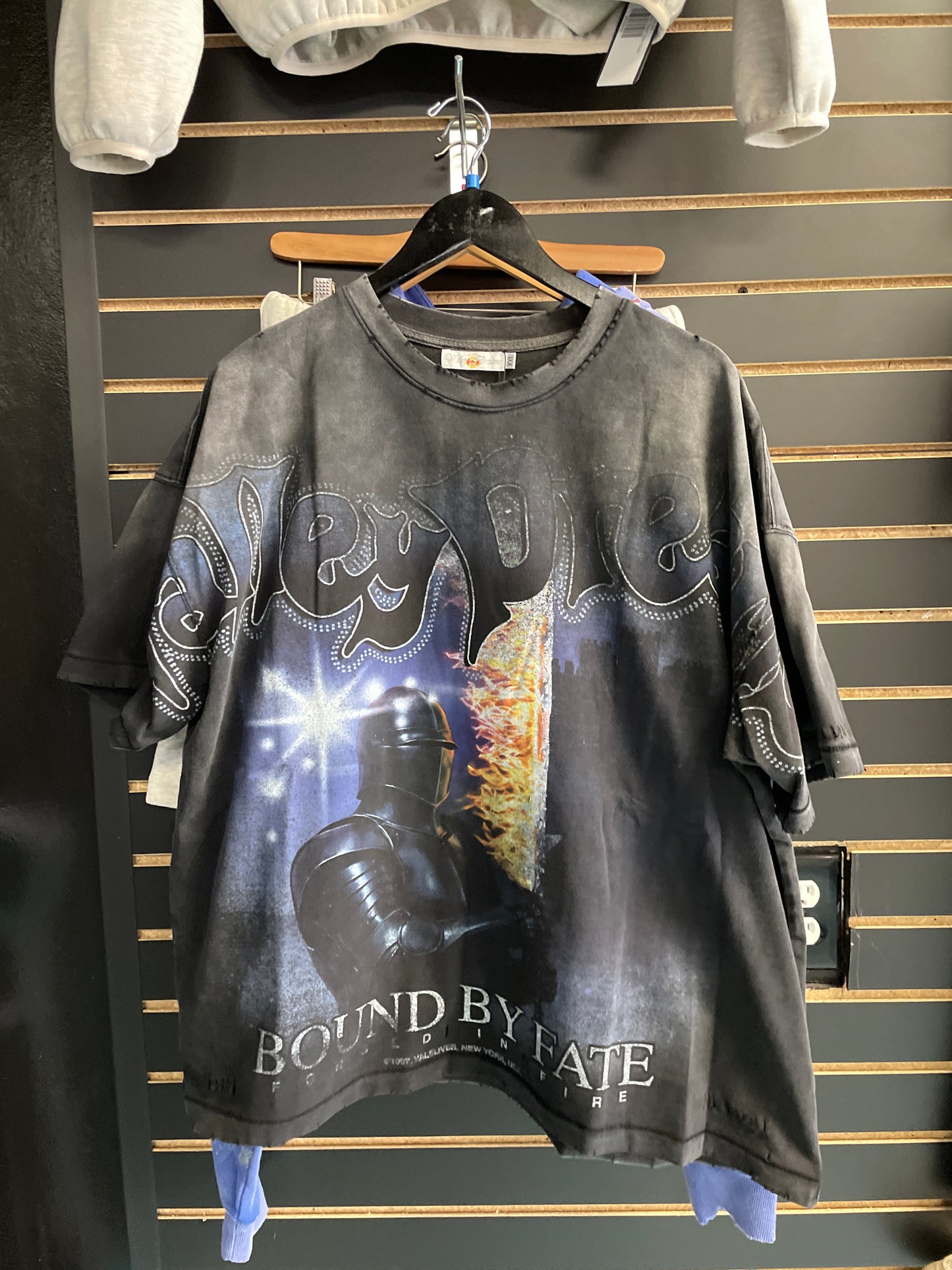 Size Medium Vale Dreams Lancelot Tee New