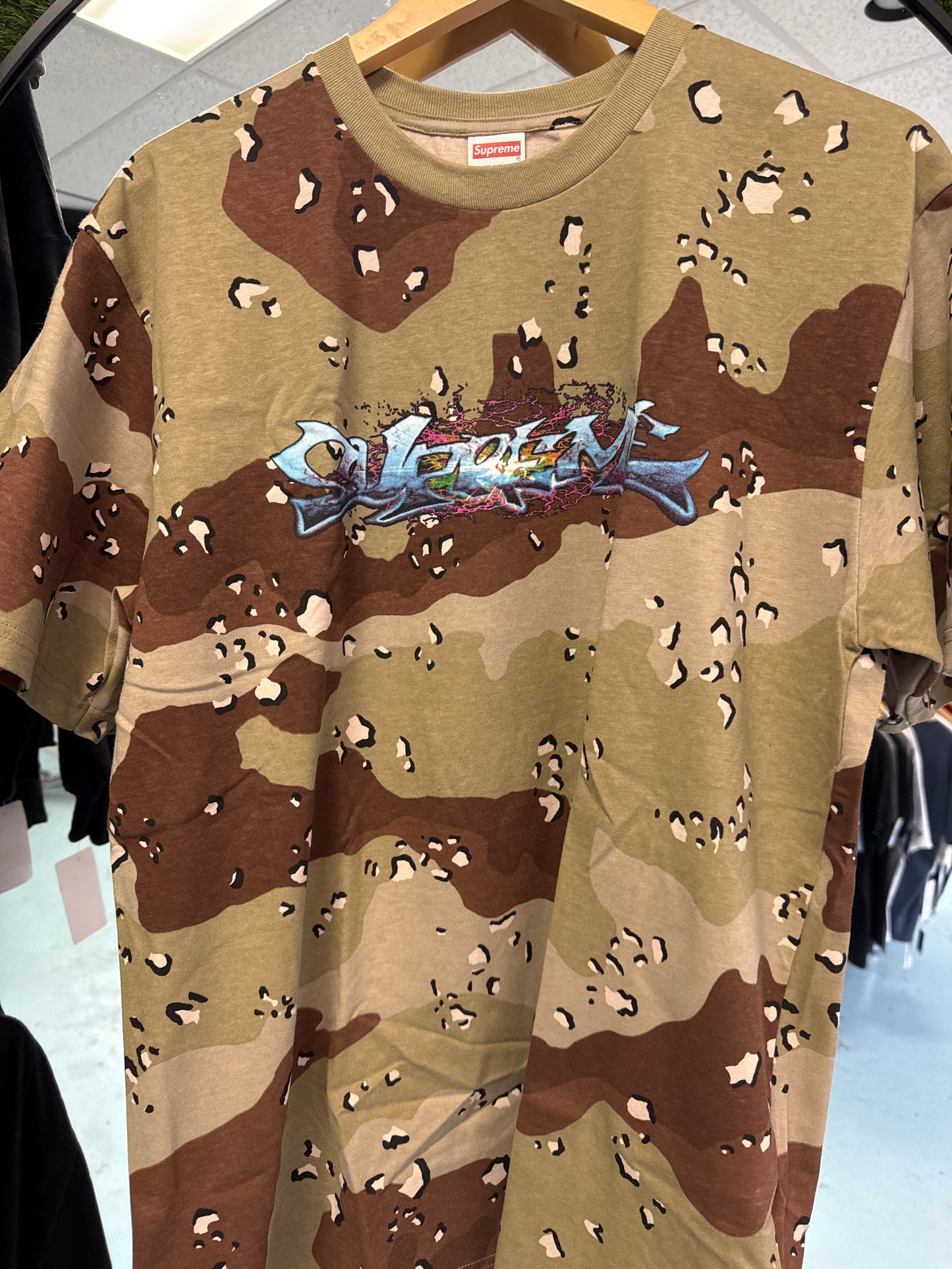 Size L Supreme Desert Camo Tee New