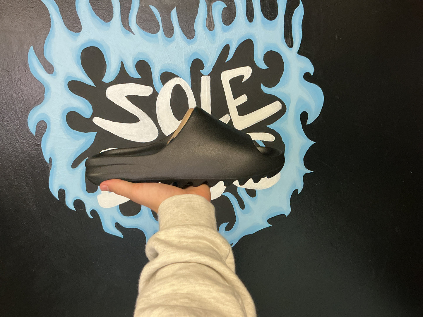 Size12 Yeezy Slides DS/W Bag