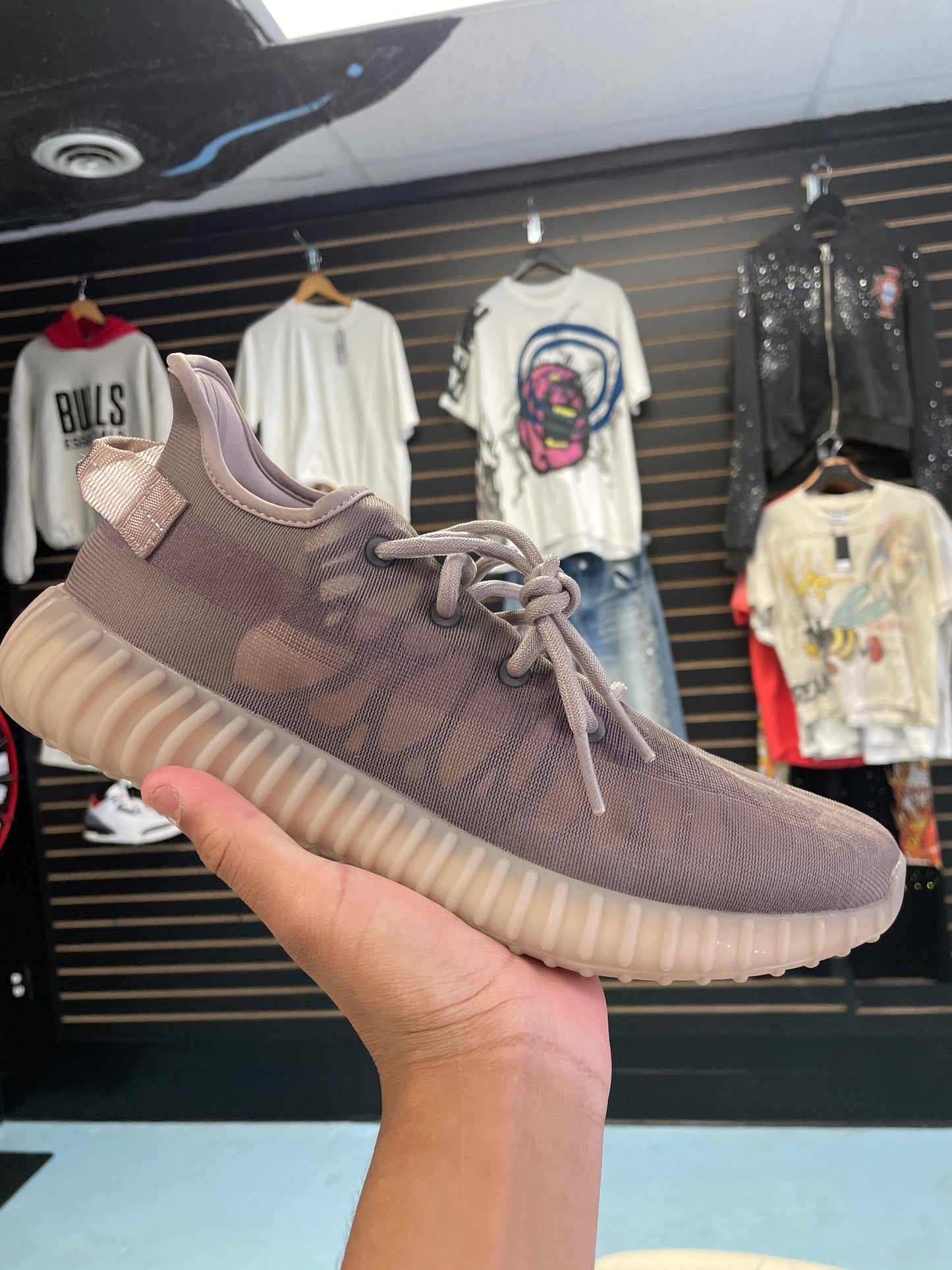Size11.5 Yeezy 350V2 Mono Mist Worn1X/W Box