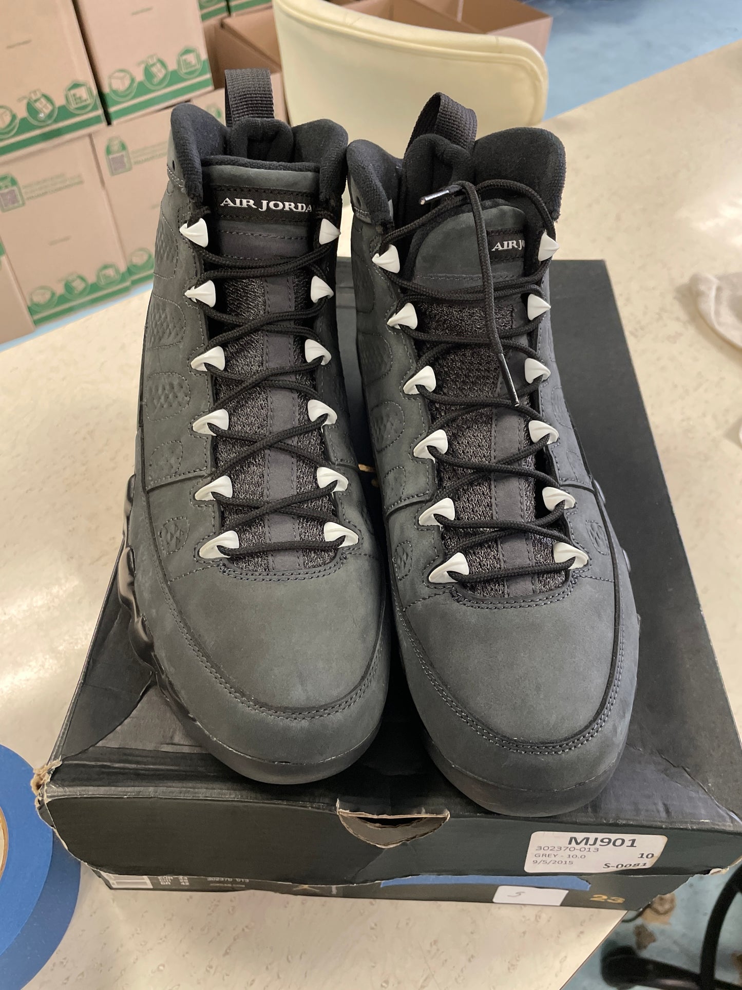 Size10 Jordan 9 Anthracite Worn1X/W Box