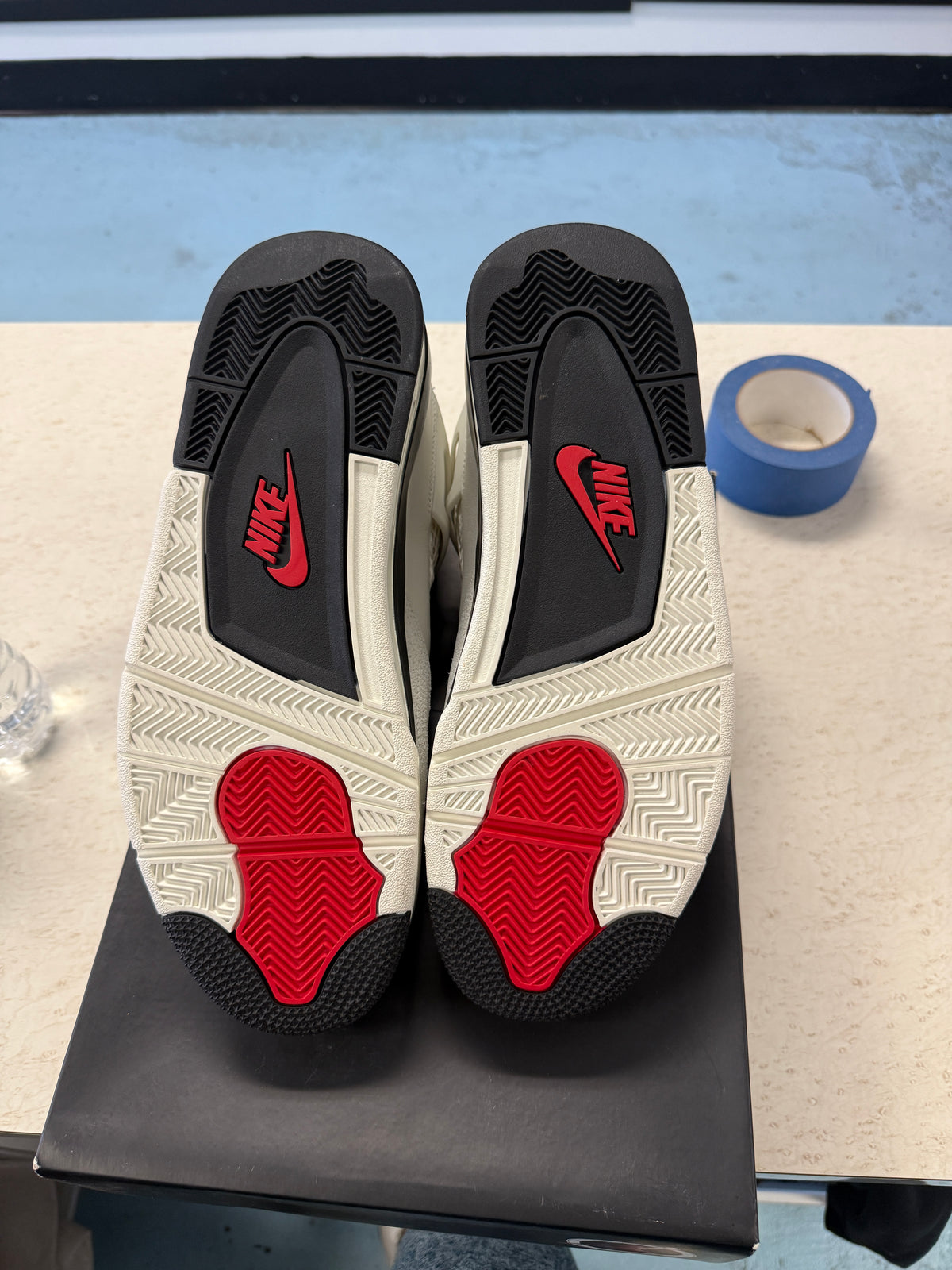 Jordan 4 Retro Flight Club