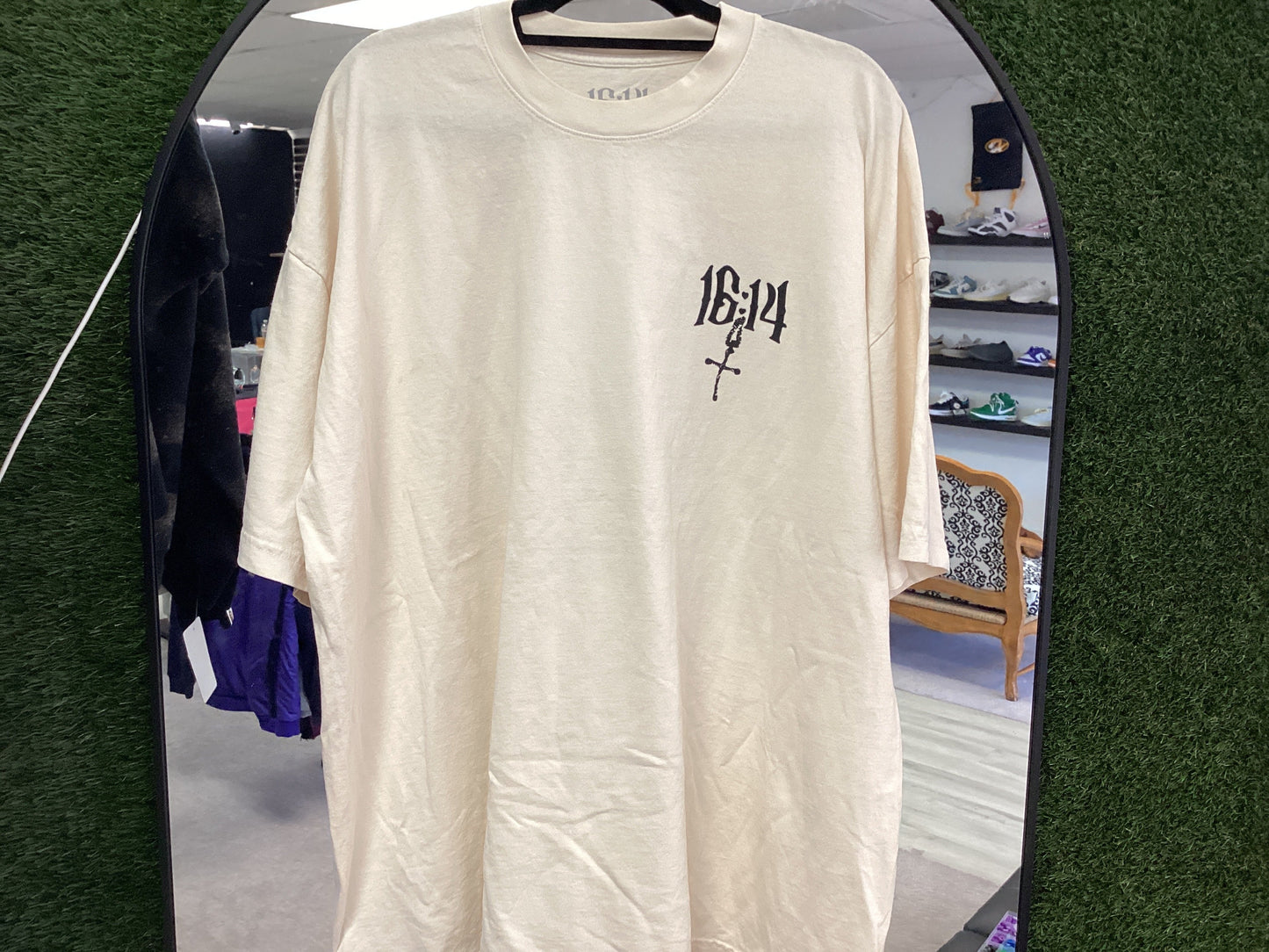 16:14 Roses And Thorns Tee