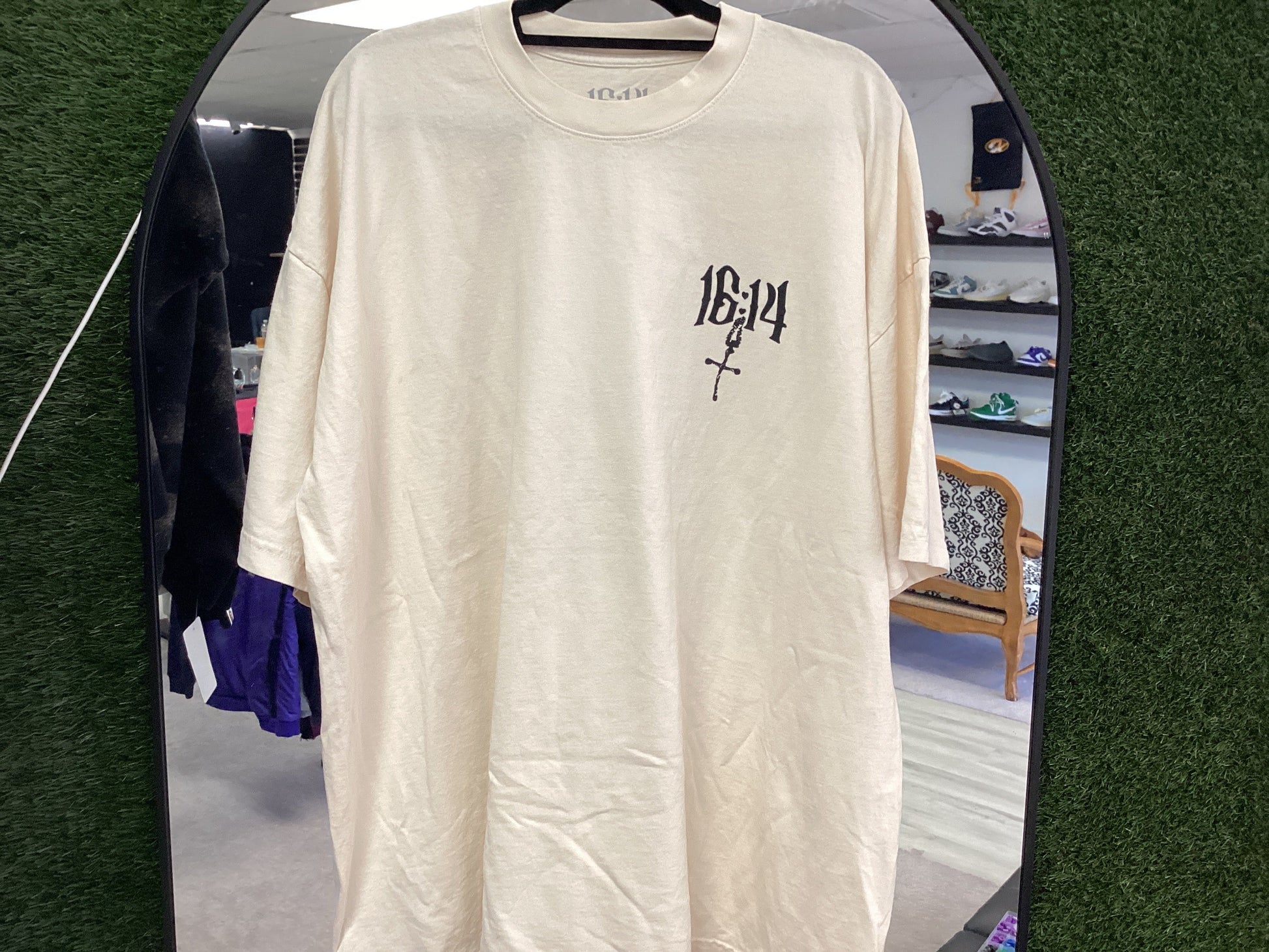 16:14 Roses And Thorns Tee