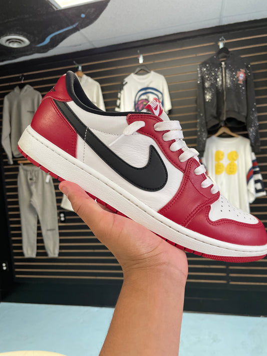 Size14 Jordan 1 Low Chicago Pre Owned/W Box