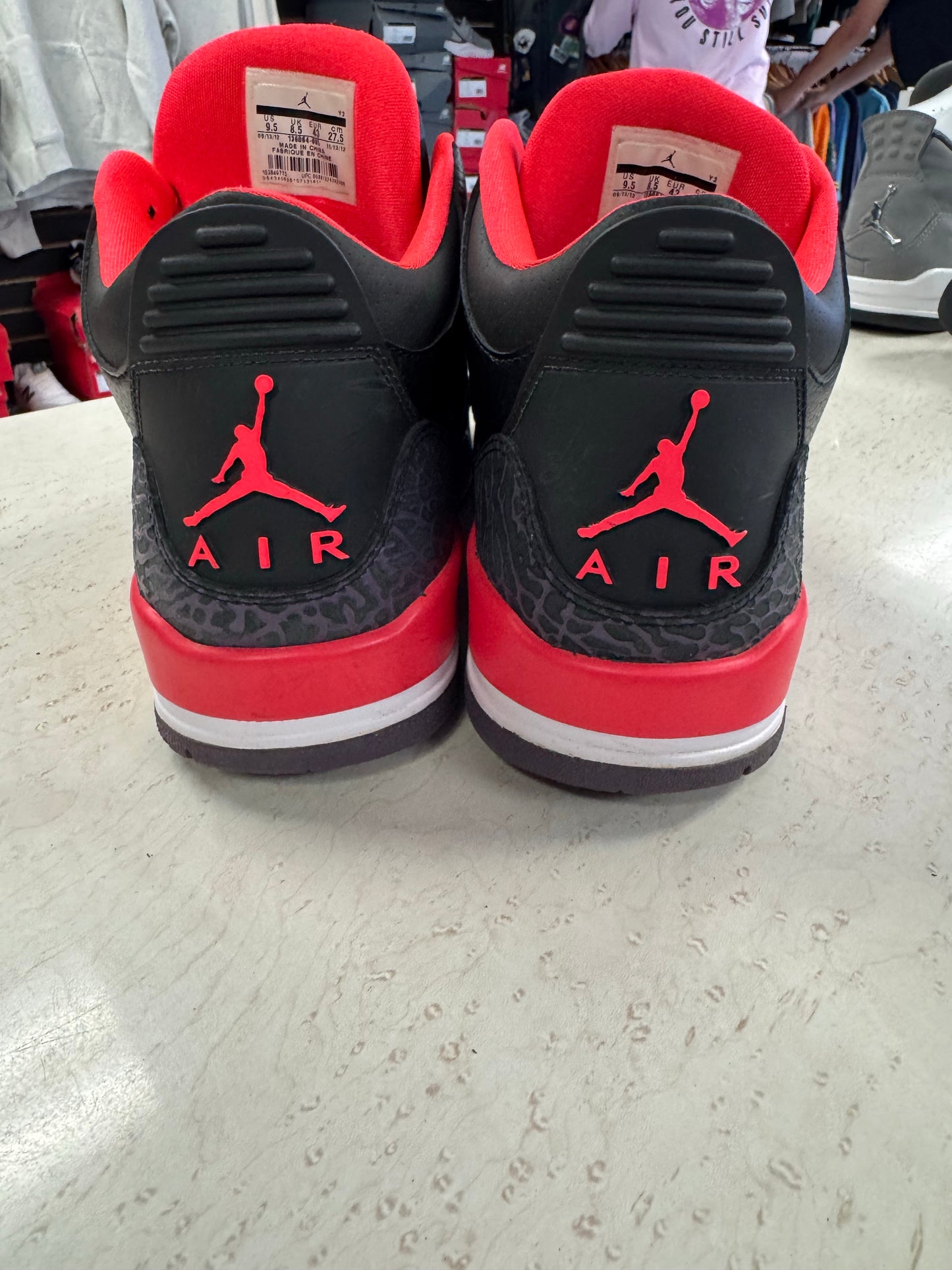 Jordan 3 Retro Crimson