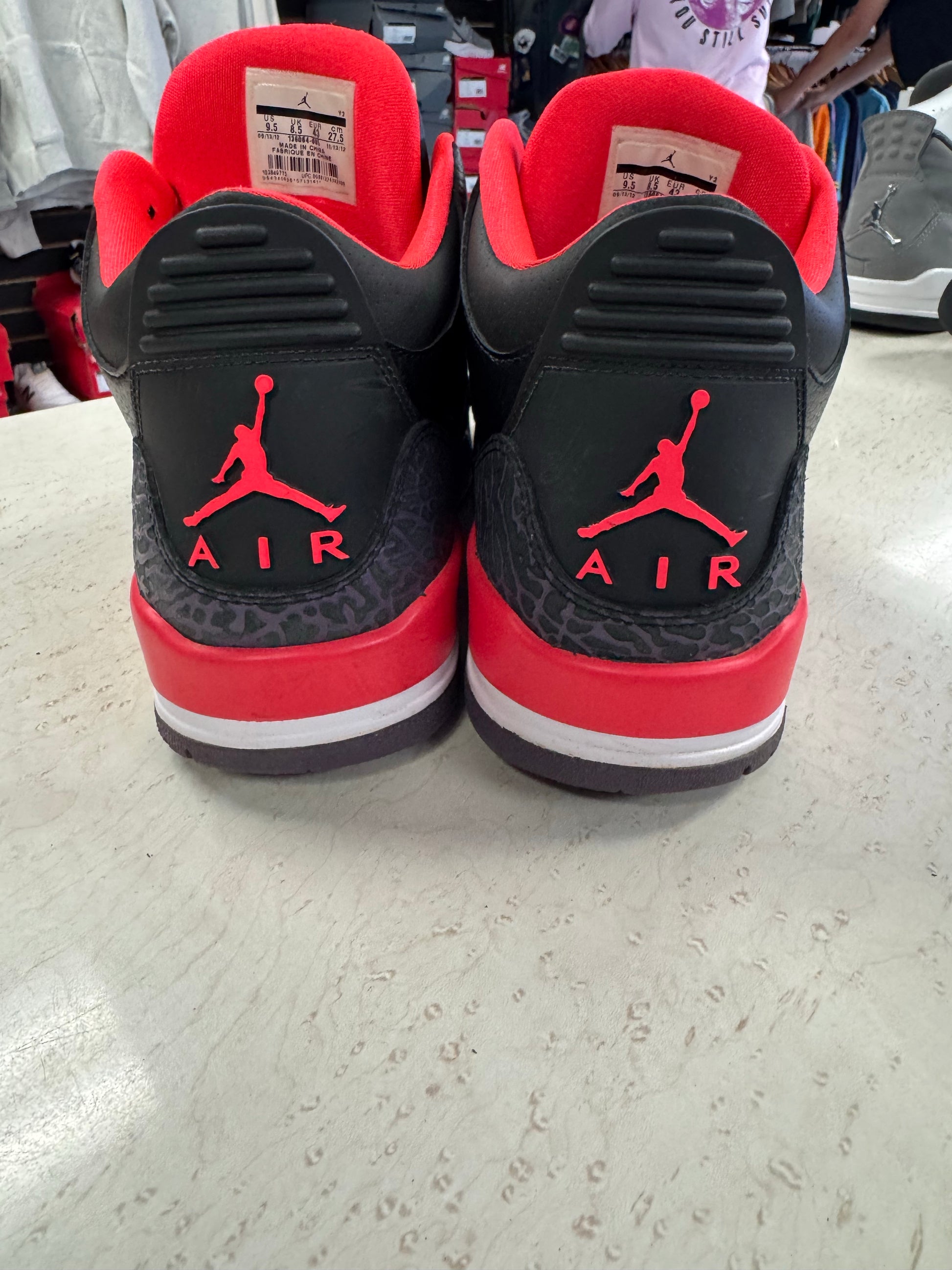 Jordan 3 Retro Crimson
