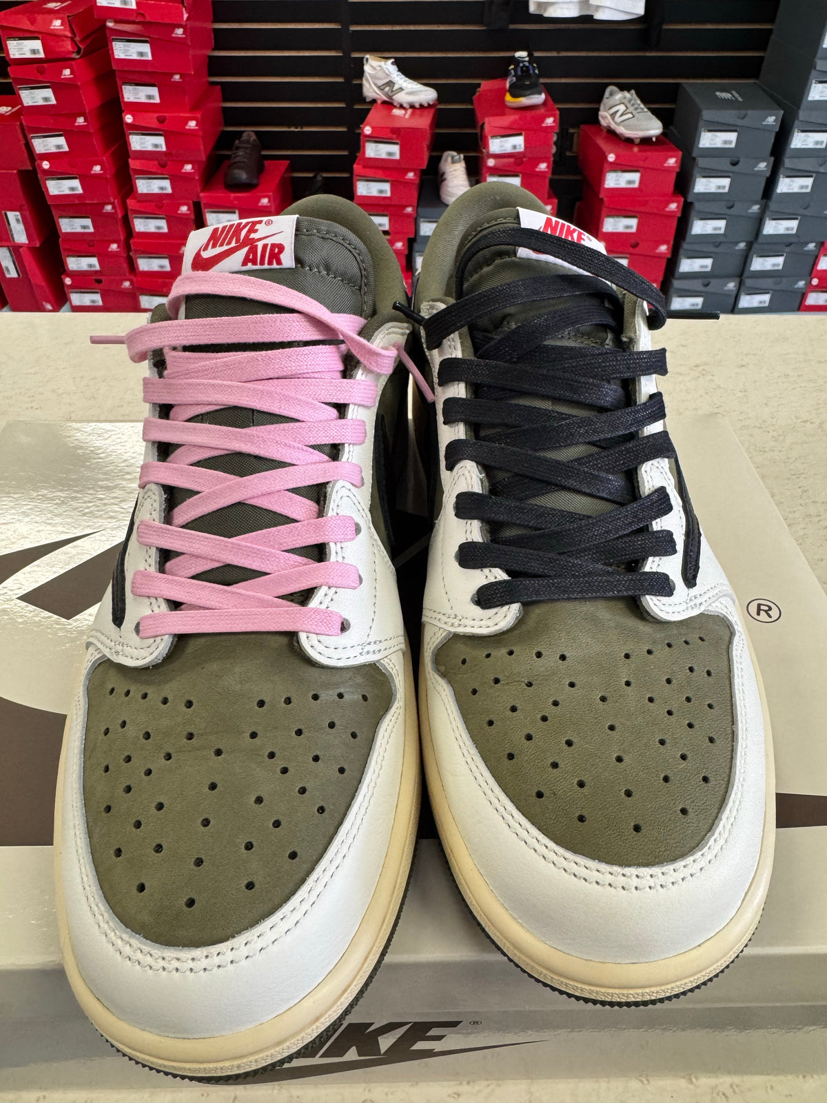 Jordan 1 Retro Low OG SP Travis Scott Medium Olive