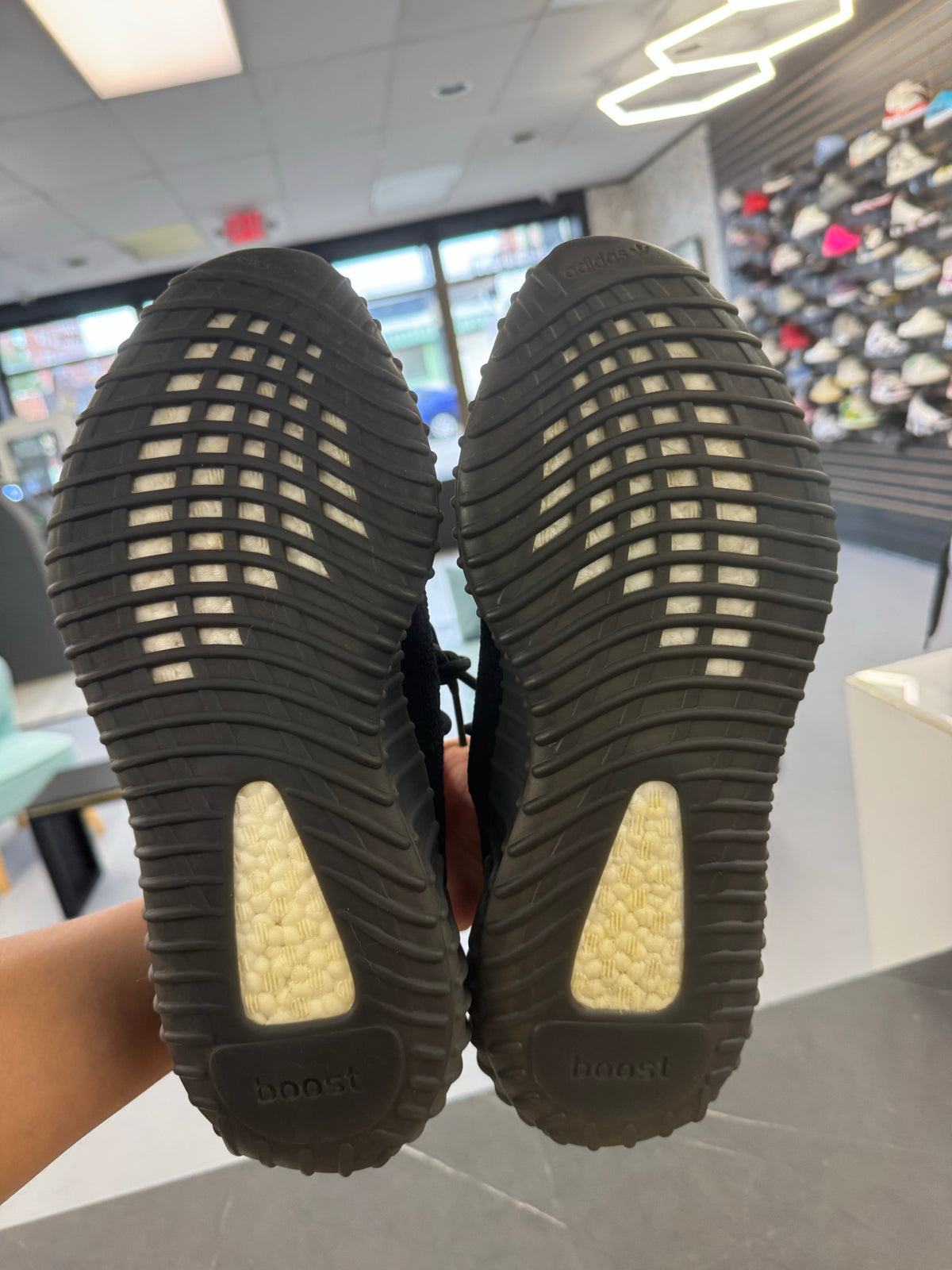 adidas Yeezy Boost 350 V2 Dazzling Blue