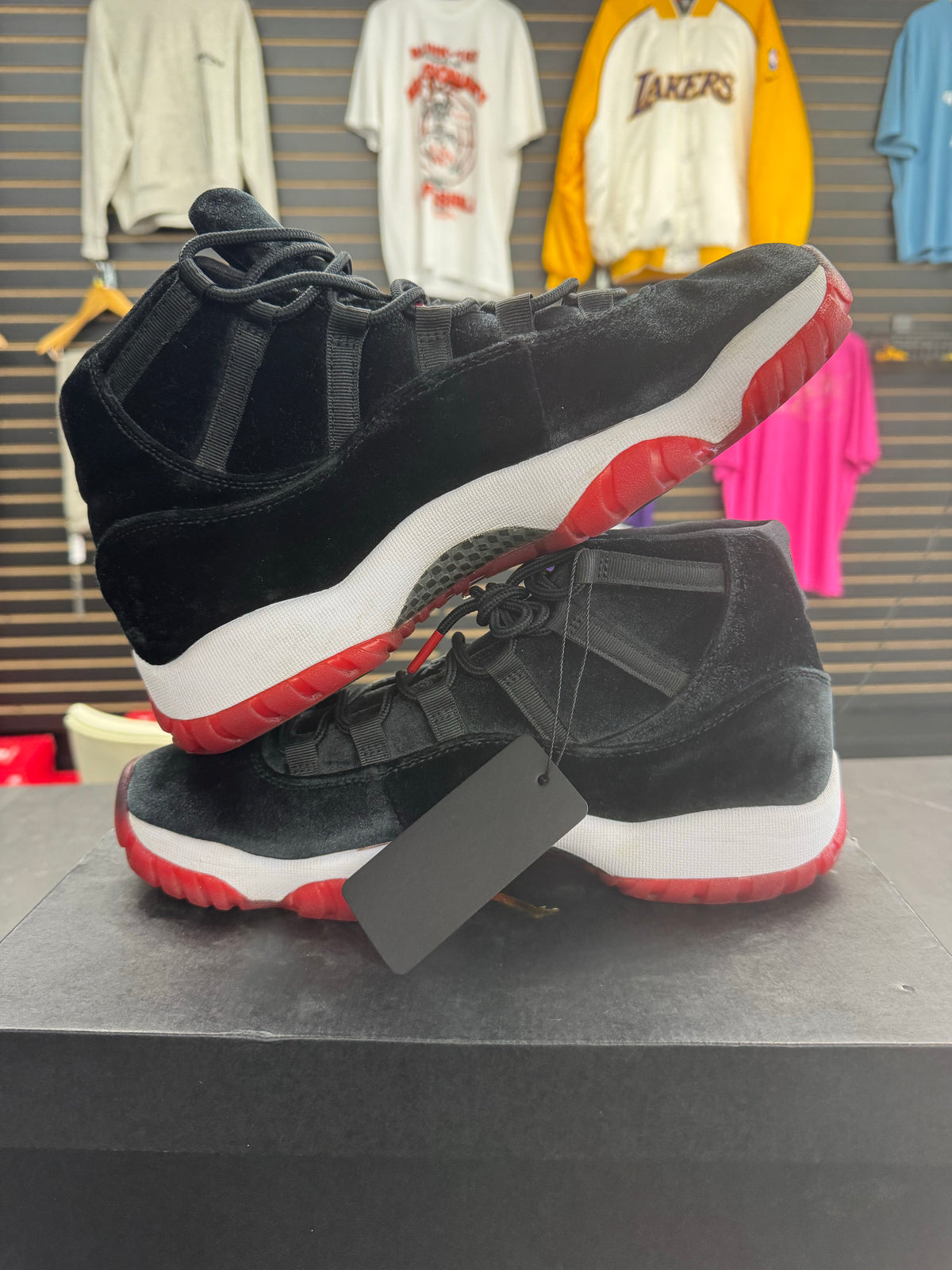 Jordan 11 Retro Bred Velvet (Women's)