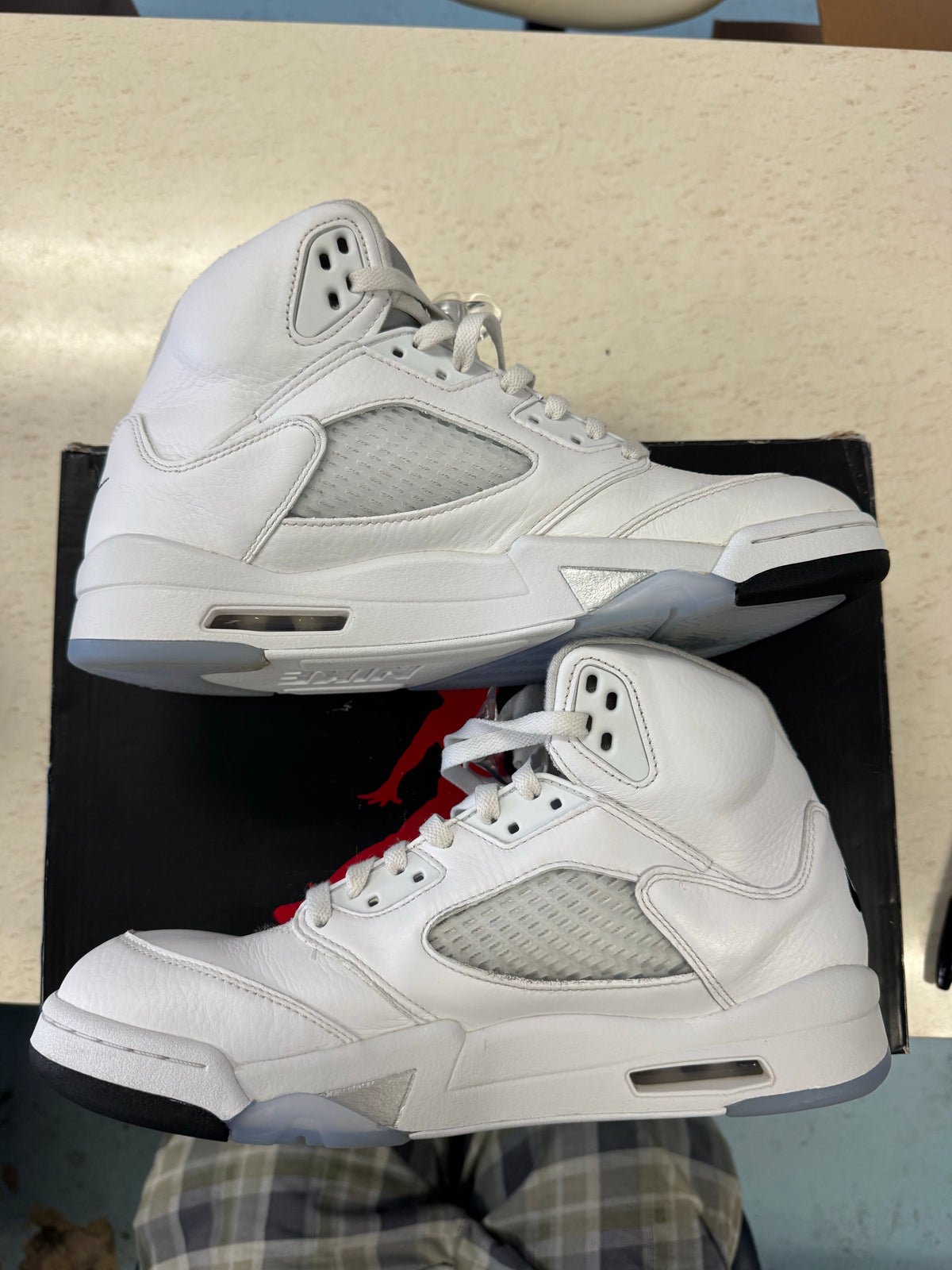 Jordan 5 Retro White Metallic (2026)