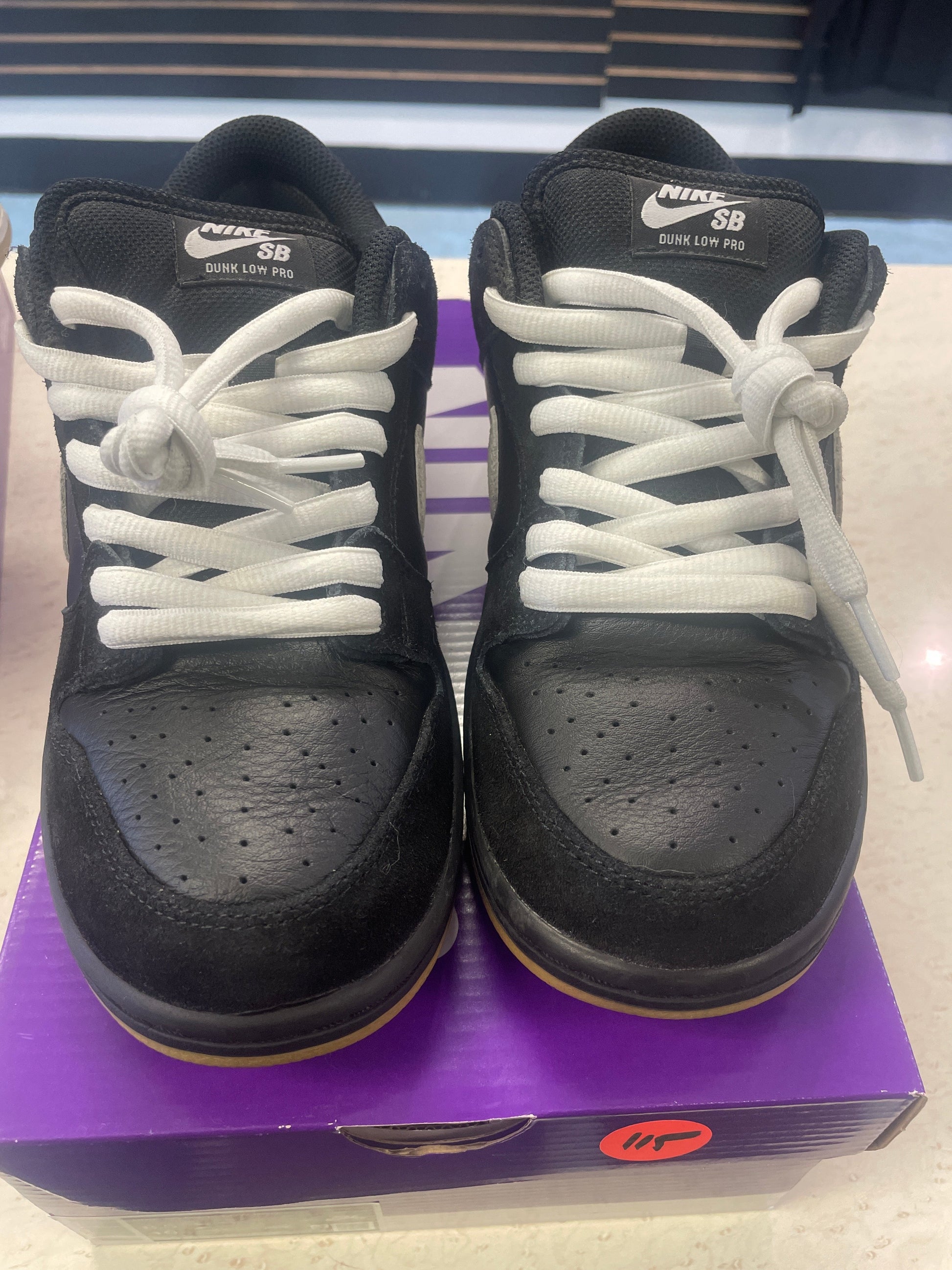 Nike SB Dunk Mid Black White Gum