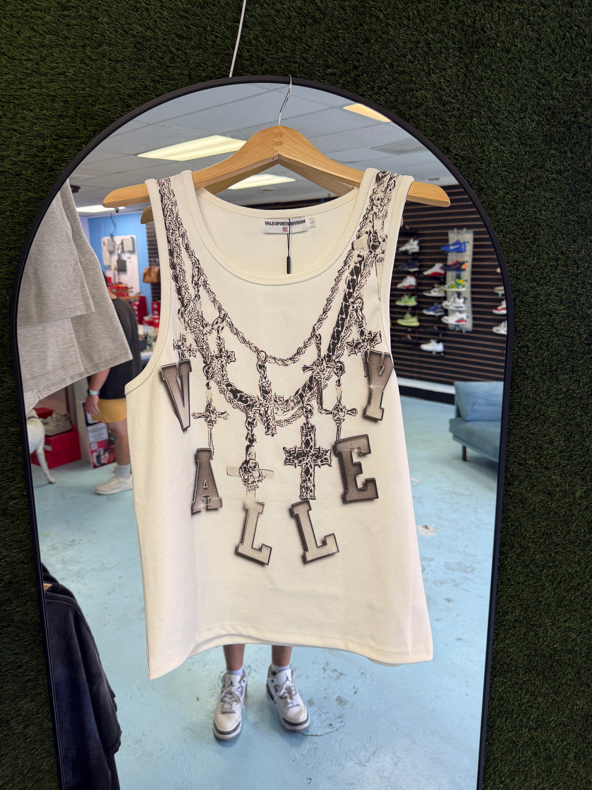 Vale white Chain Tank Top