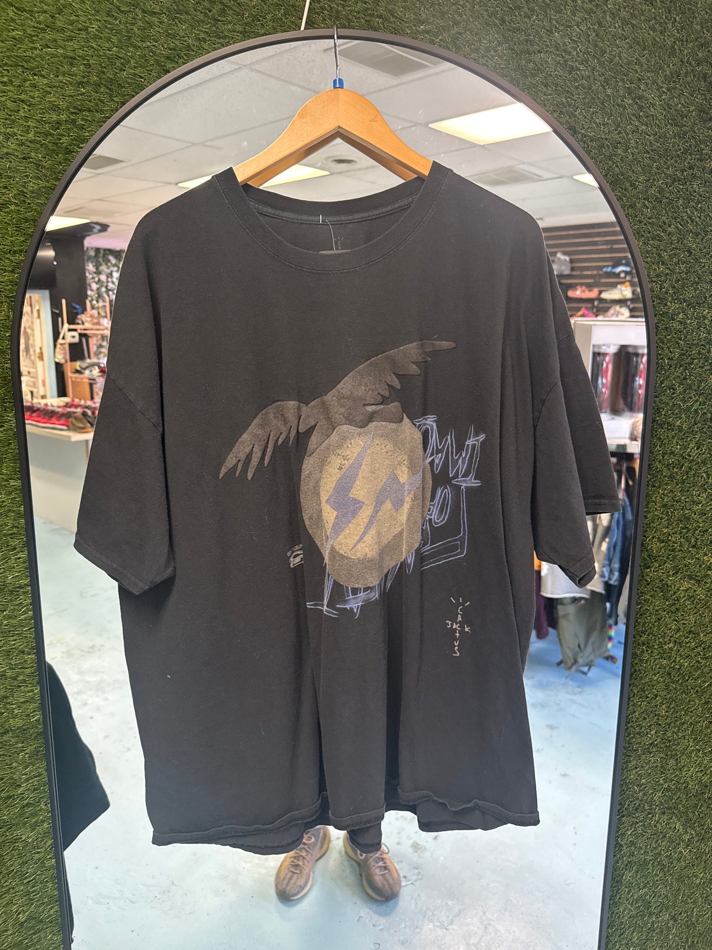 Size 2XL Travis Scott X Fragment Tee Shirt Pre-Owned