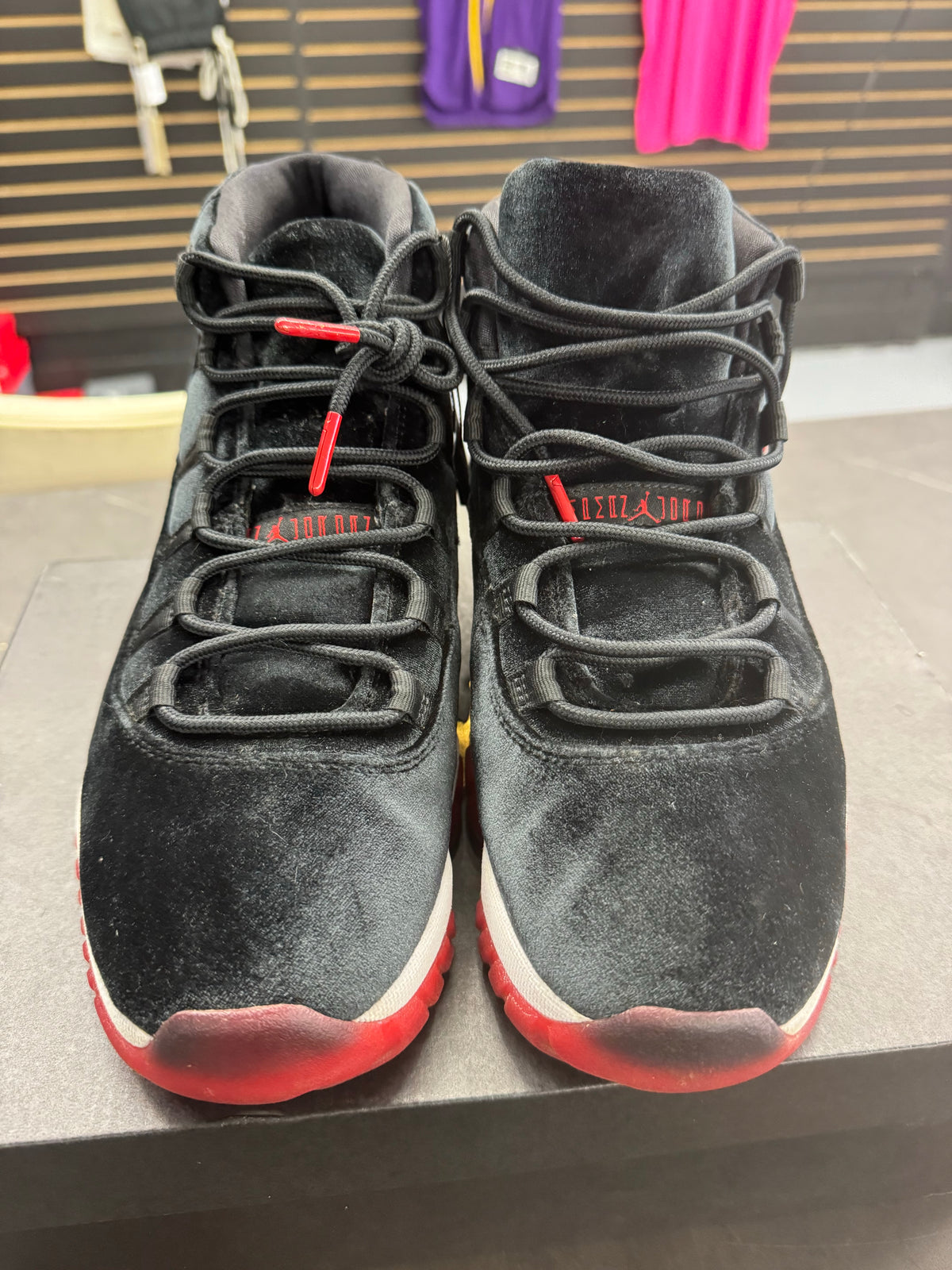 Jordan 11 Retro Bred Velvet (Women's)