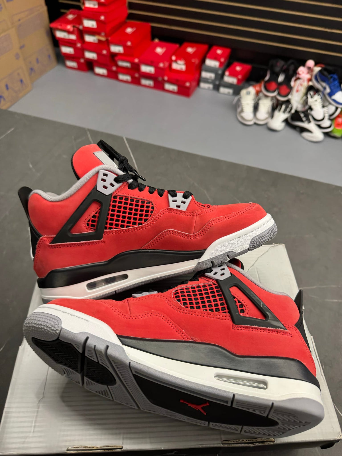 Jordan 4 Retro Toro Bravo (GS)