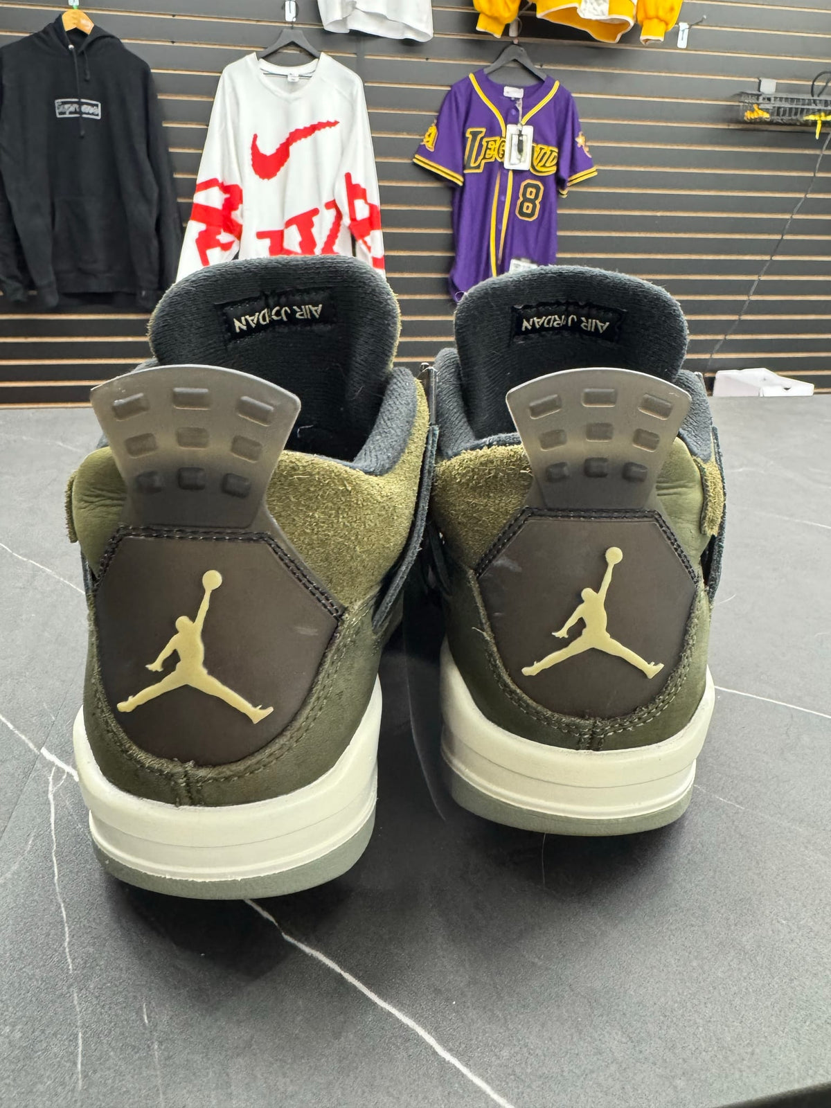 Jordan 4 Retro SE Craft Medium Olive