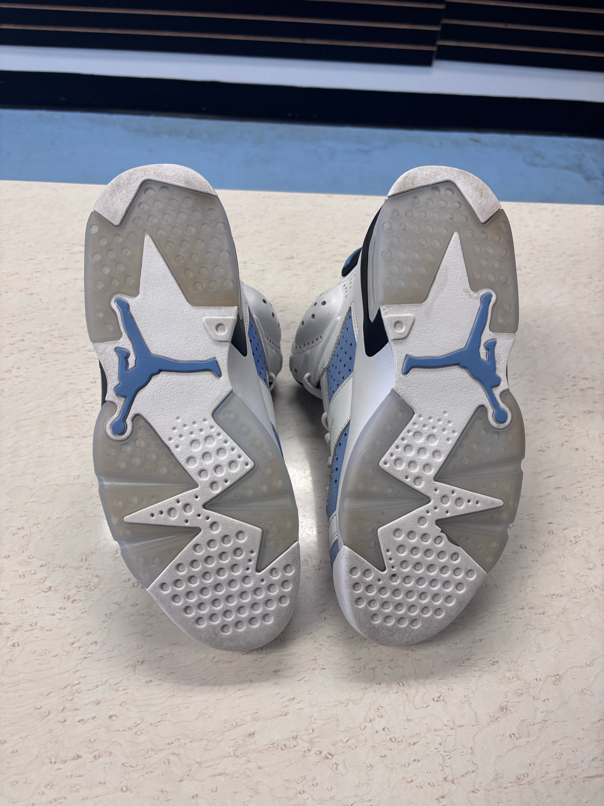 Jordan 6 Retro UNC White