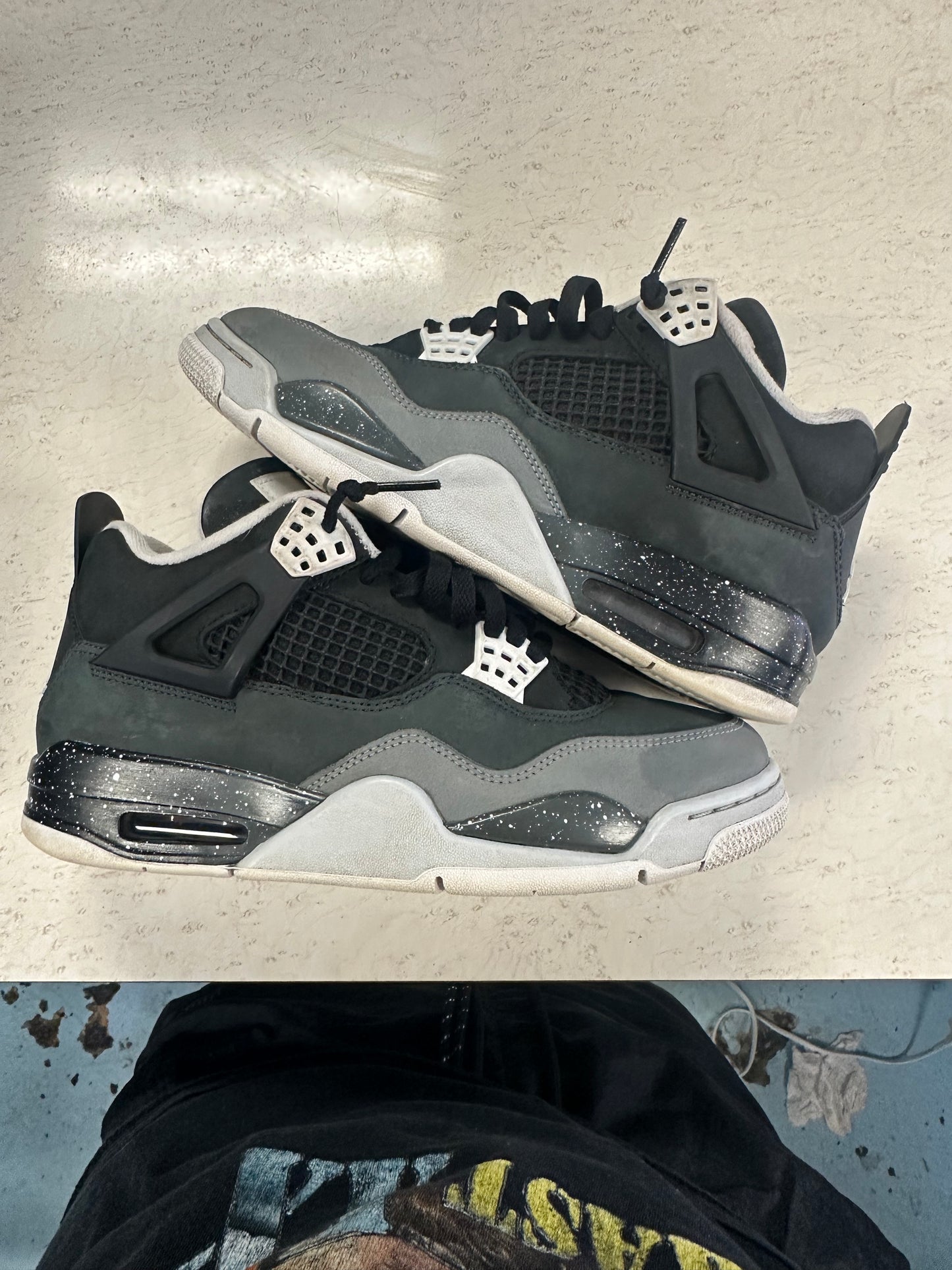Size9 Jordan 4 Fear Pre Owned No Box
