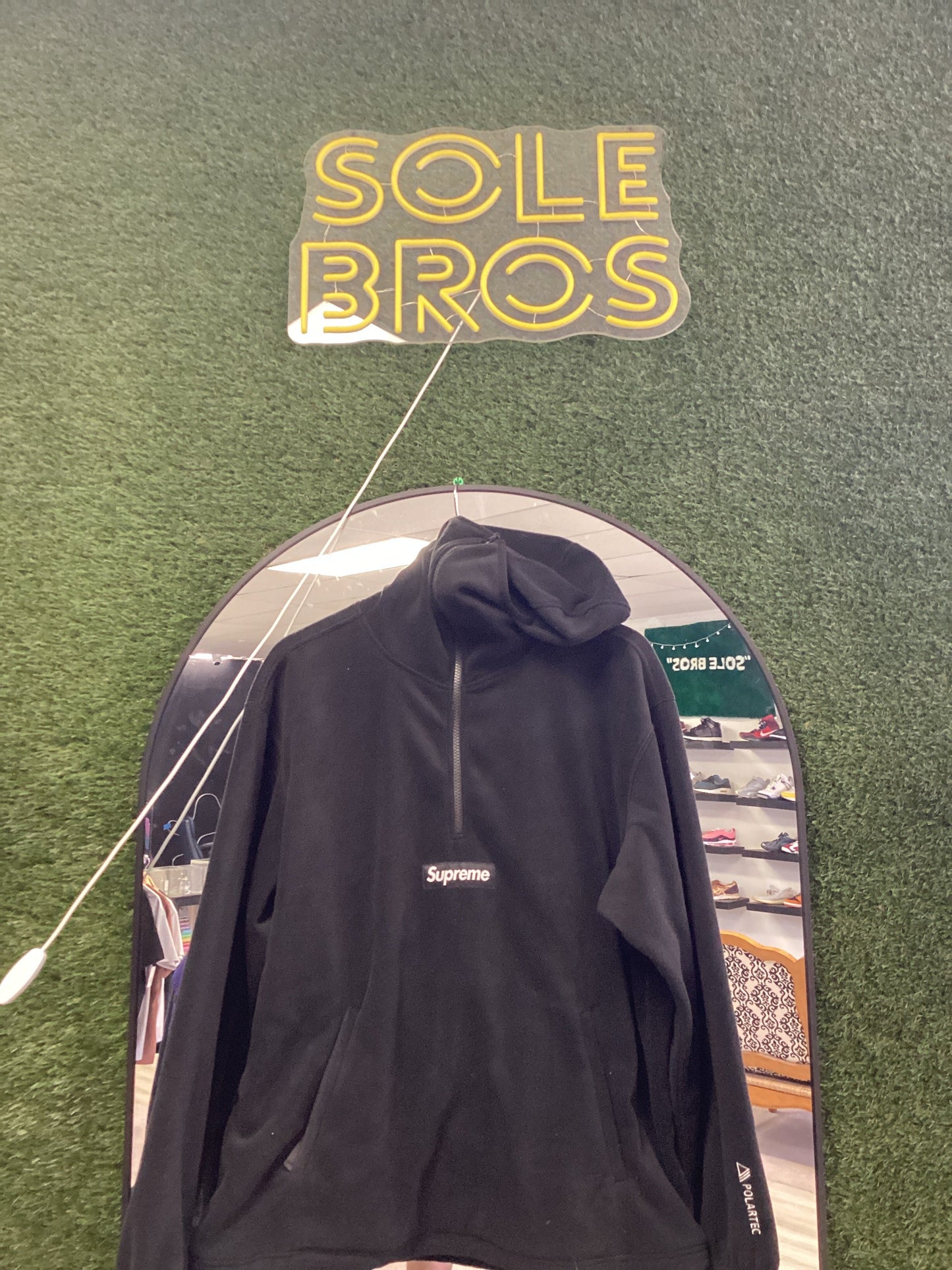 Supreme Half Zip Black