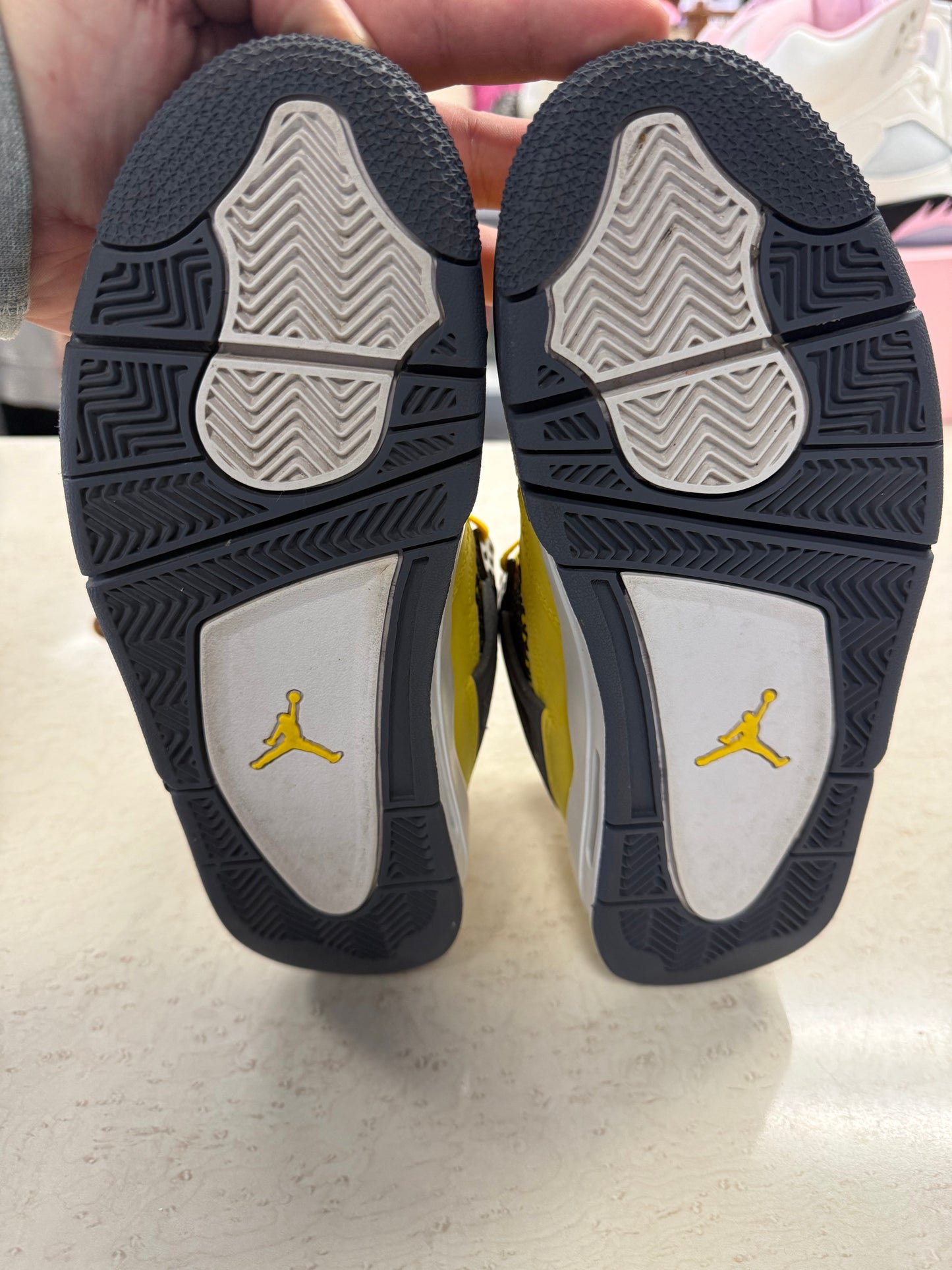 Size7 Jordan 4 Yellow Thunder Pre Owned Og All