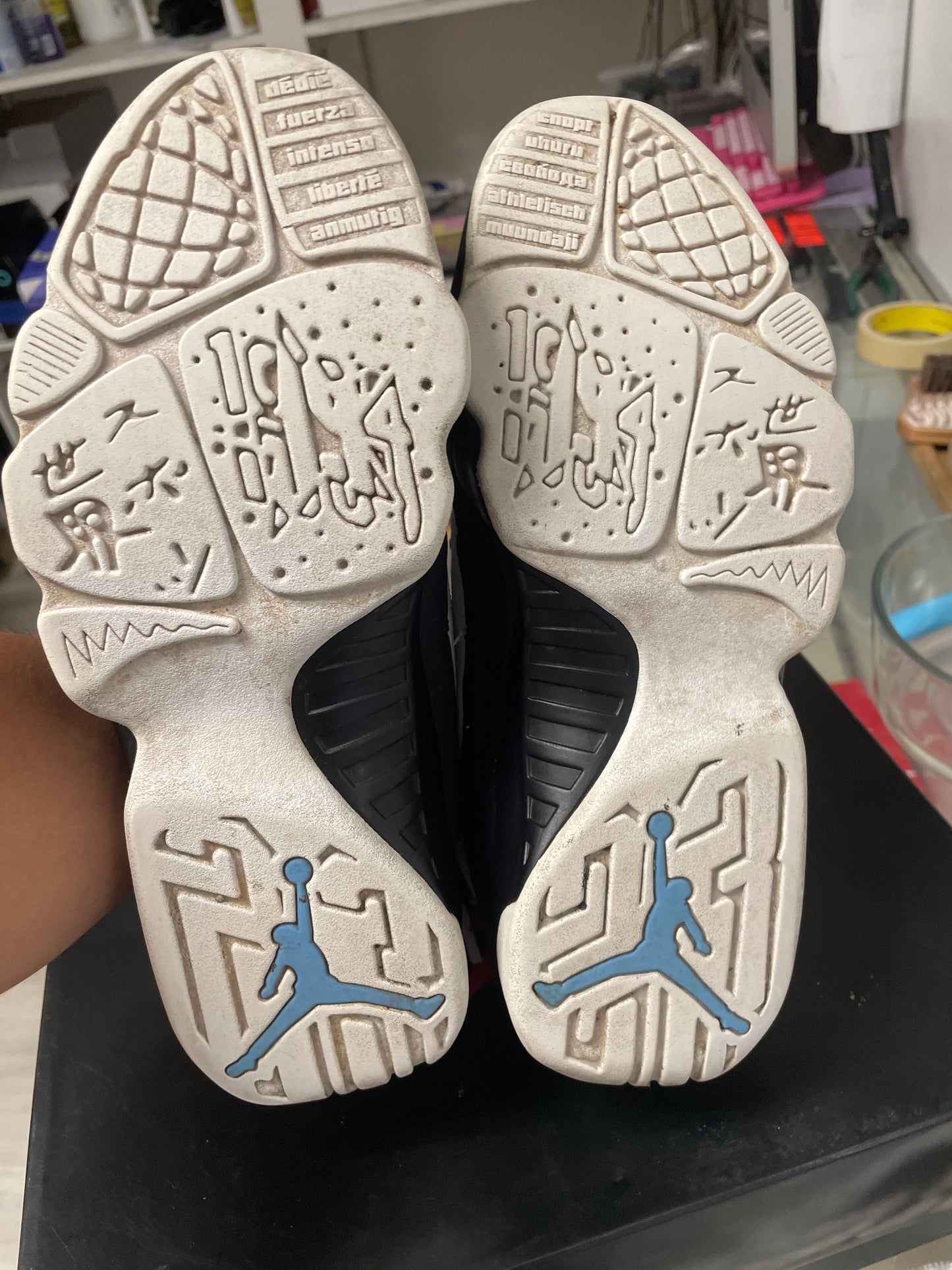 Size8 Jordan 9 UNC Pre Owned/W Box
