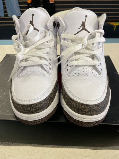 Size9.5 Jordan 3 Mocha Pre Owned/W Box