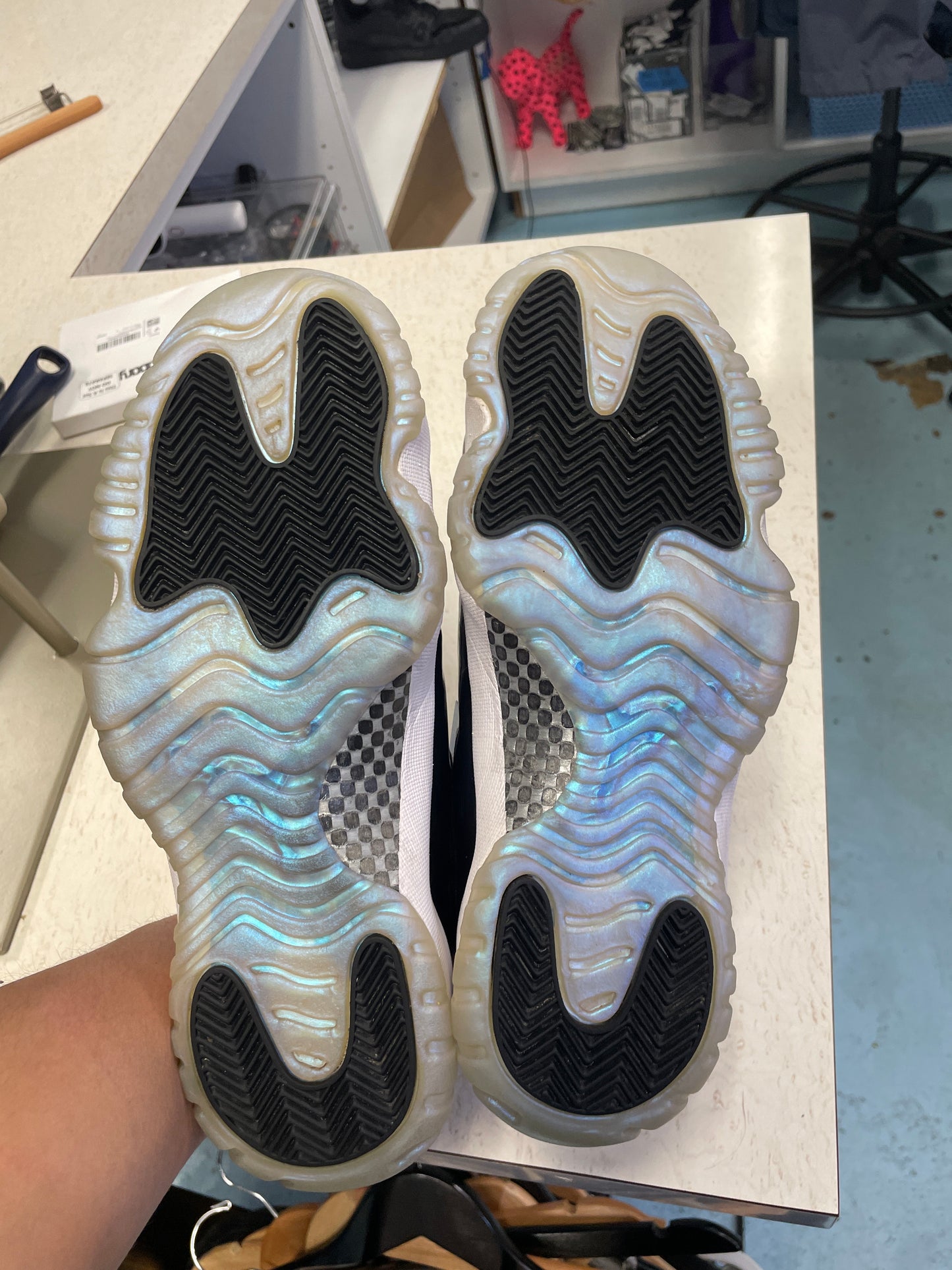 Size8.5 Jordan 11 Low Easter Pre Owned/Rep Box