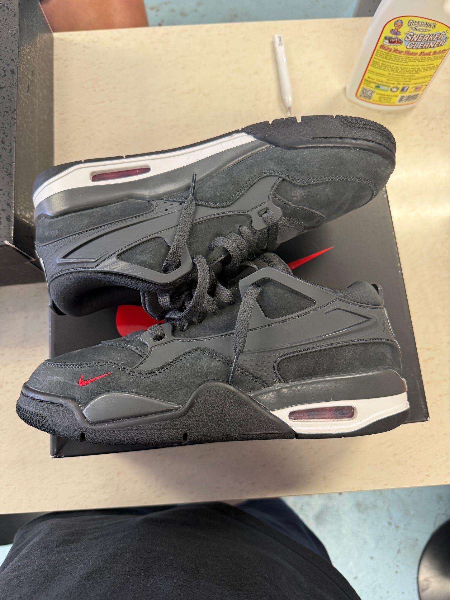 Size9 Jordan 4 RM SP Driveway Grey Pre-Owned Og-All