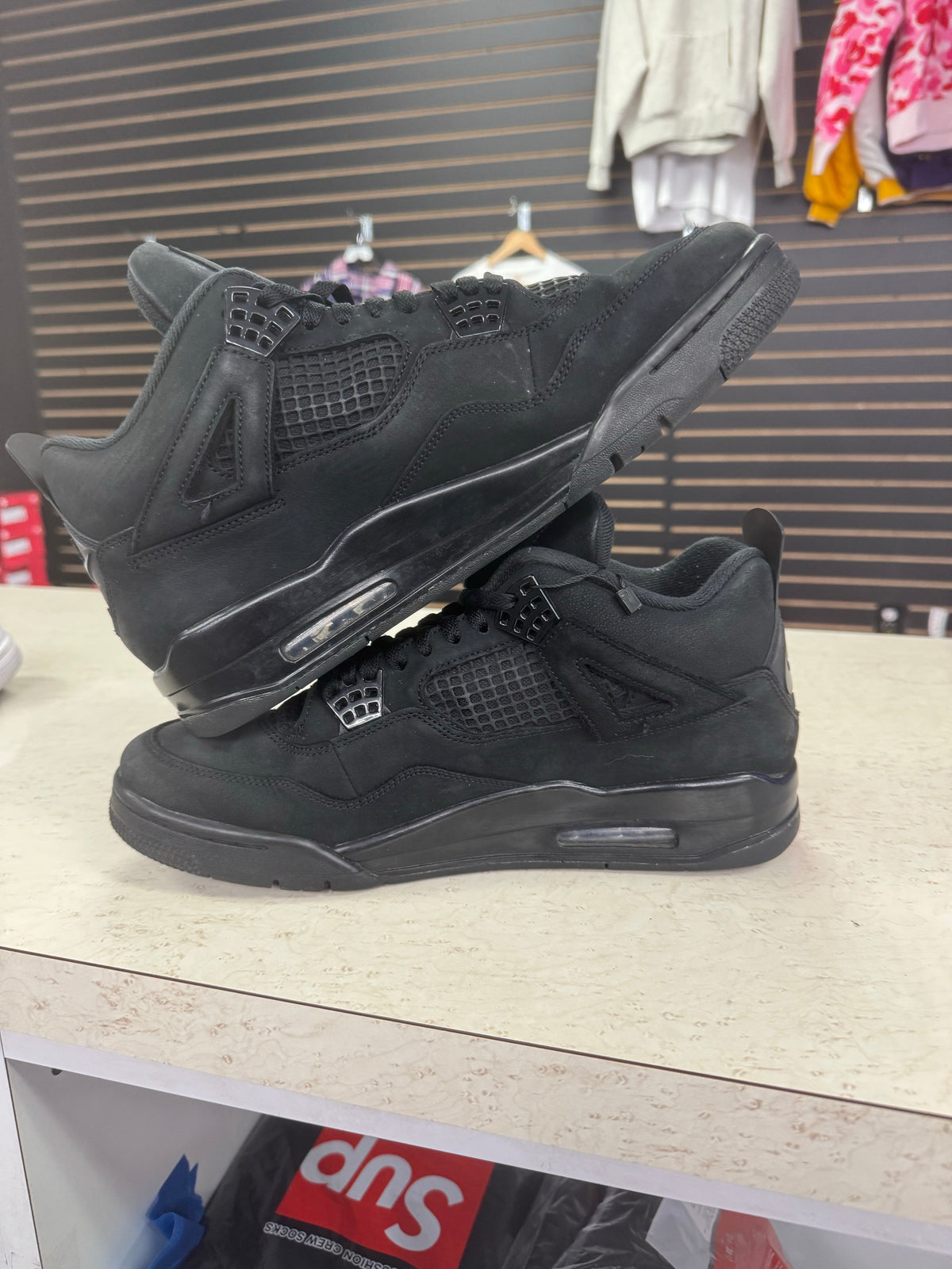Jordan 4 Retro Black Cat (2025)