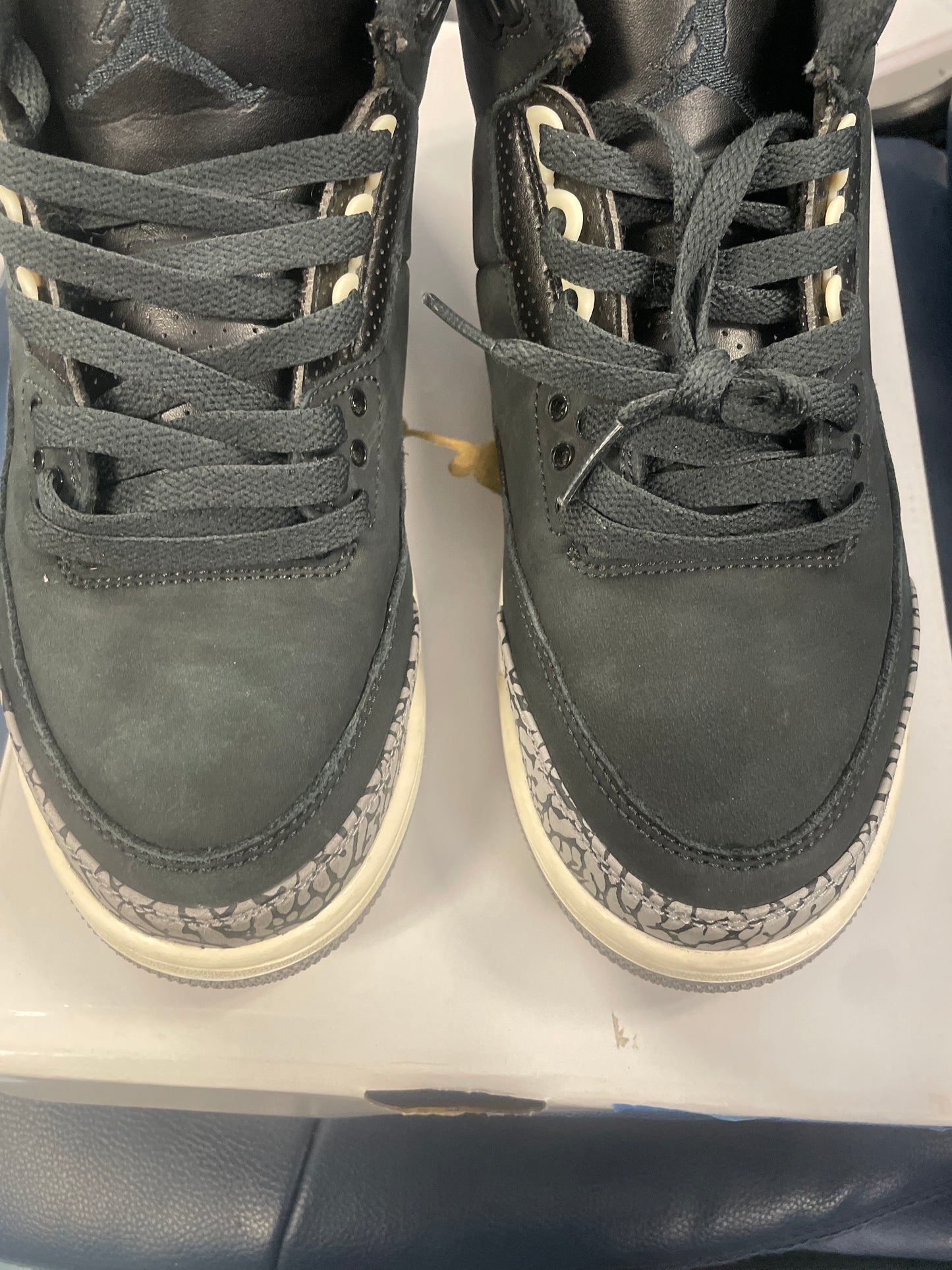 Size7.5 Jordan 3 Off Noir Pre Owned/W Box