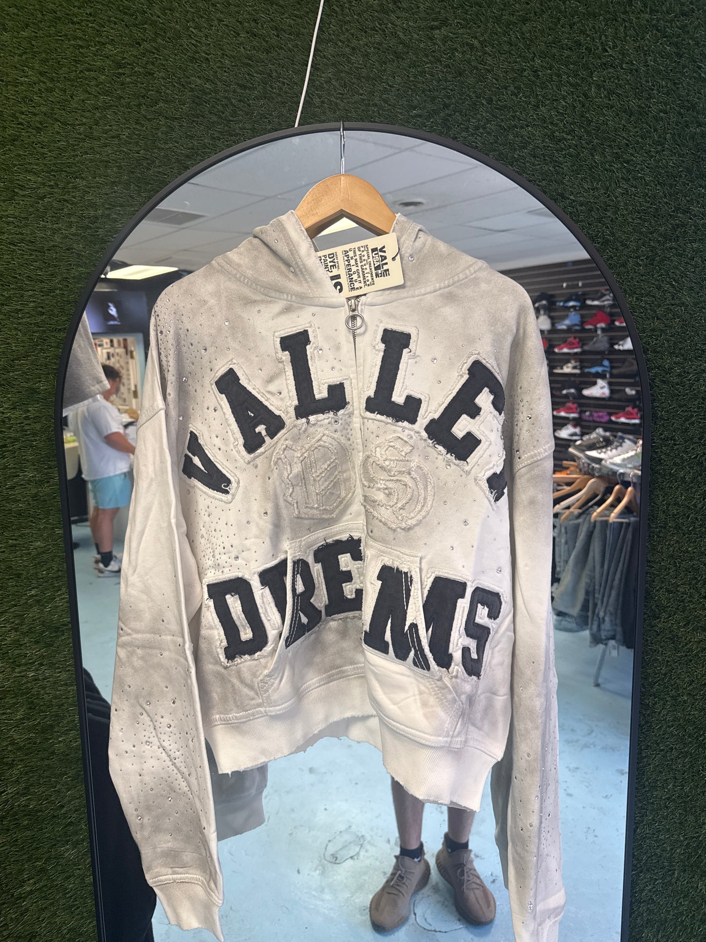Size Large Valley Dream Sapphire White Hoodie New ￼