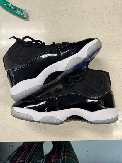 Jordan 11 Retro Space Jam (2016)