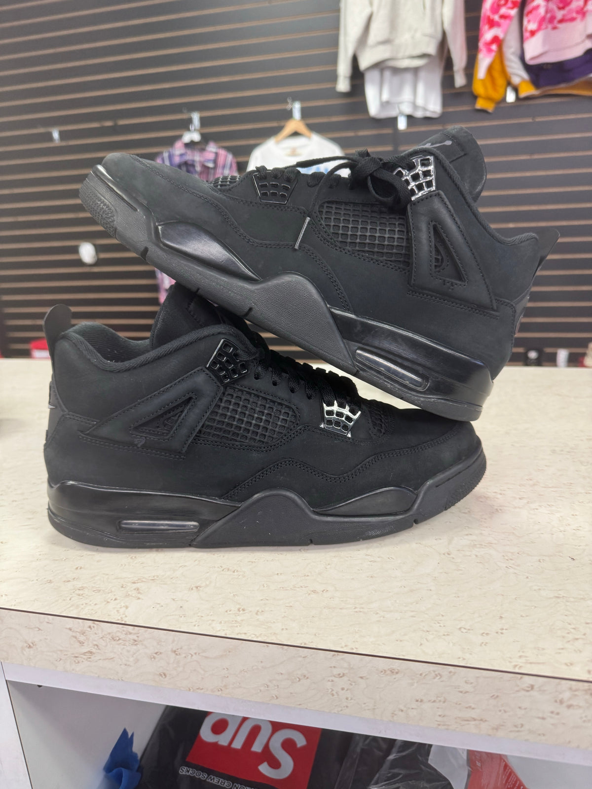 Jordan 4 Retro Black Cat (2025)
