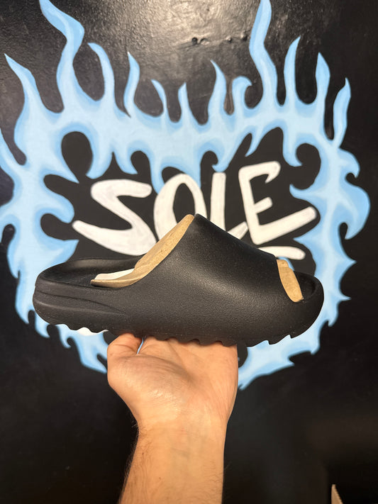 Size 8 Black Yeezy Slide New with Bag