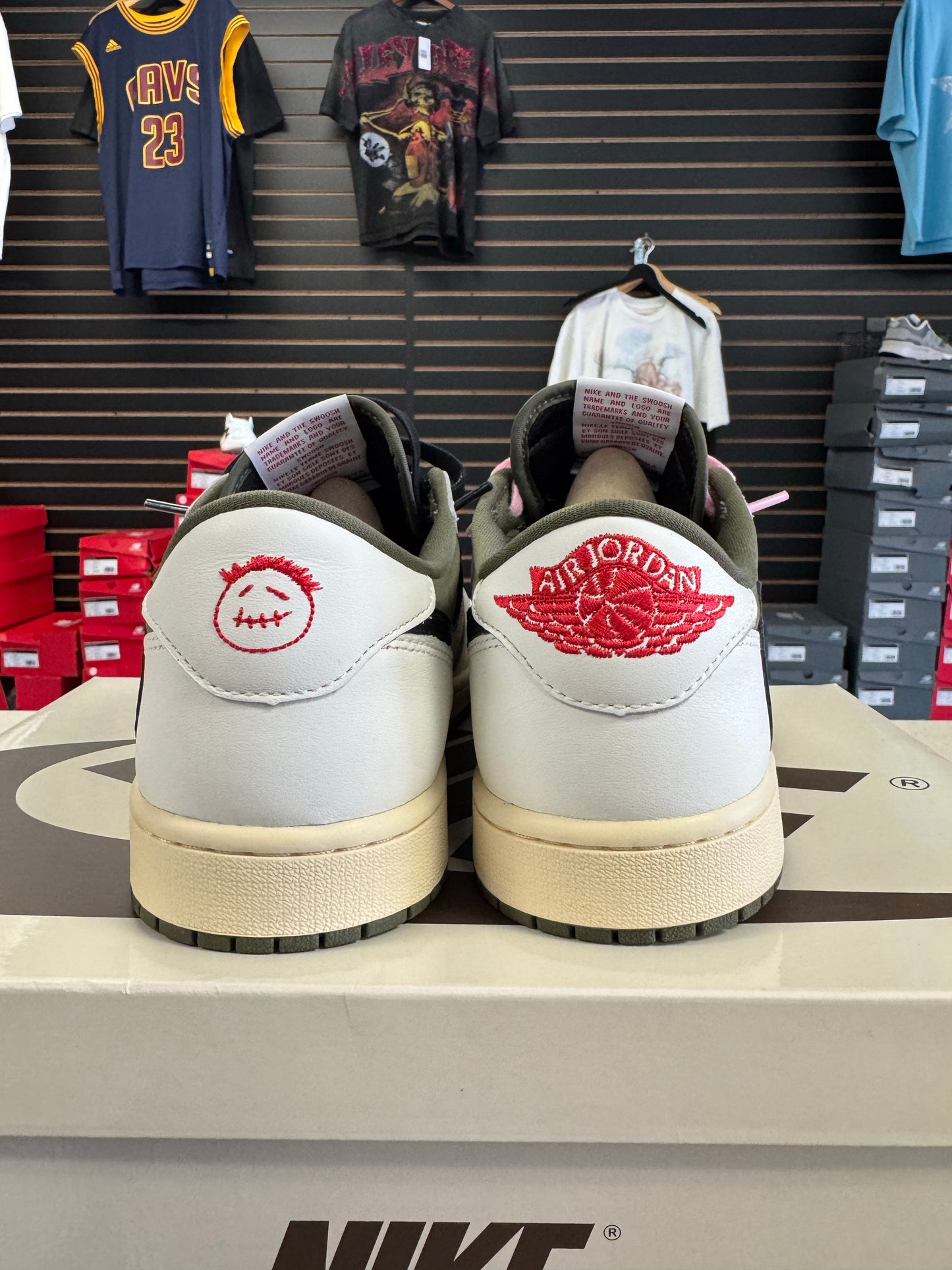 Jordan 1 Retro Low OG SP Travis Scott Medium Olive