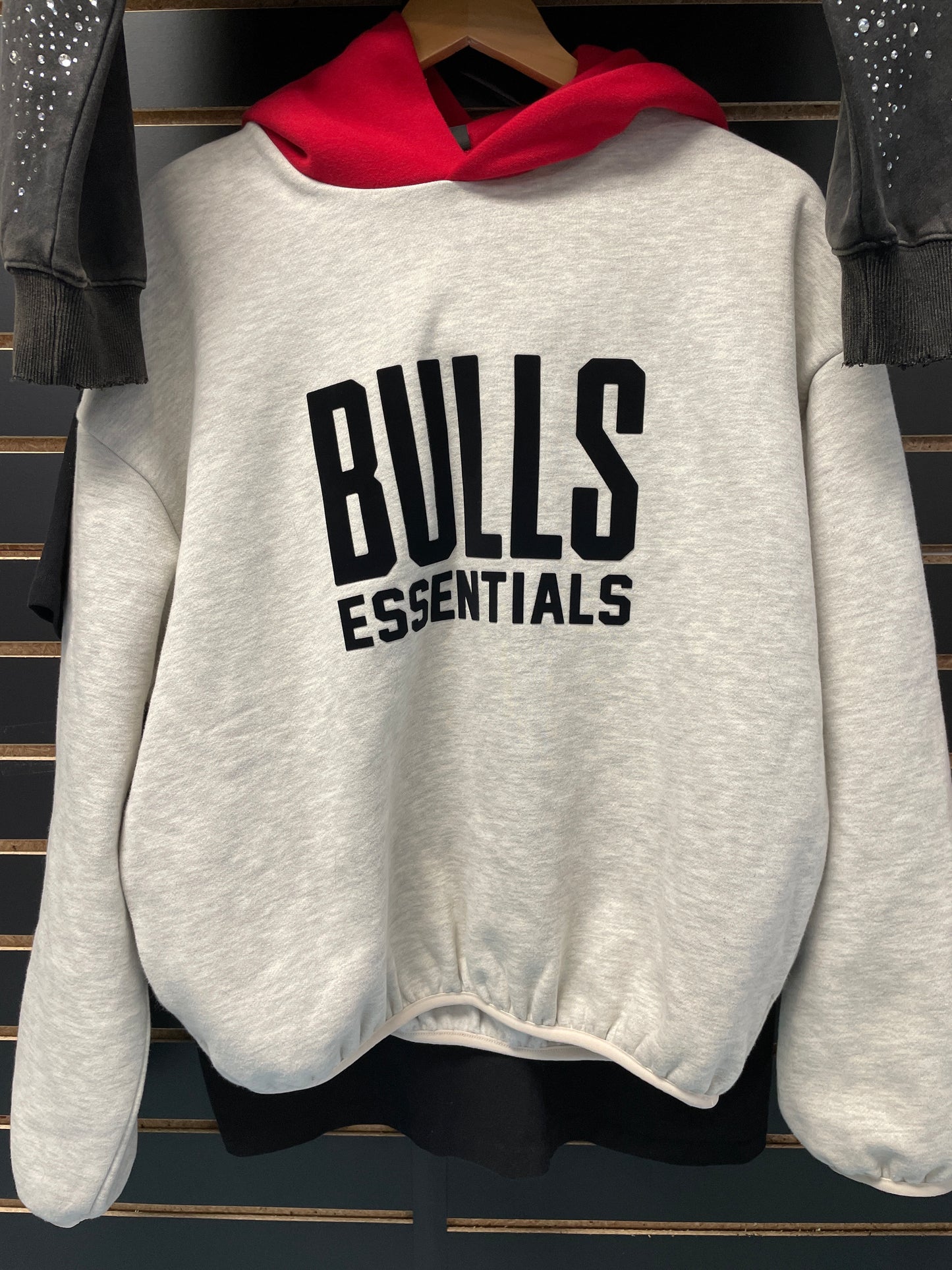 SizeXS Essentials “Bulls” New