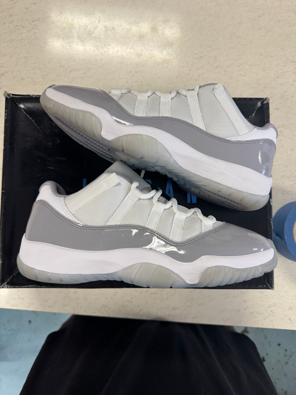 Jordan 11 Retro Low Cement Grey