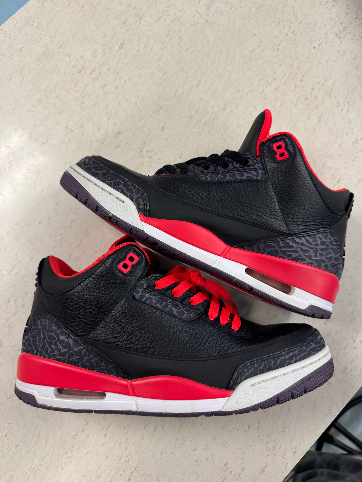 Jordan 3 Retro Crimson