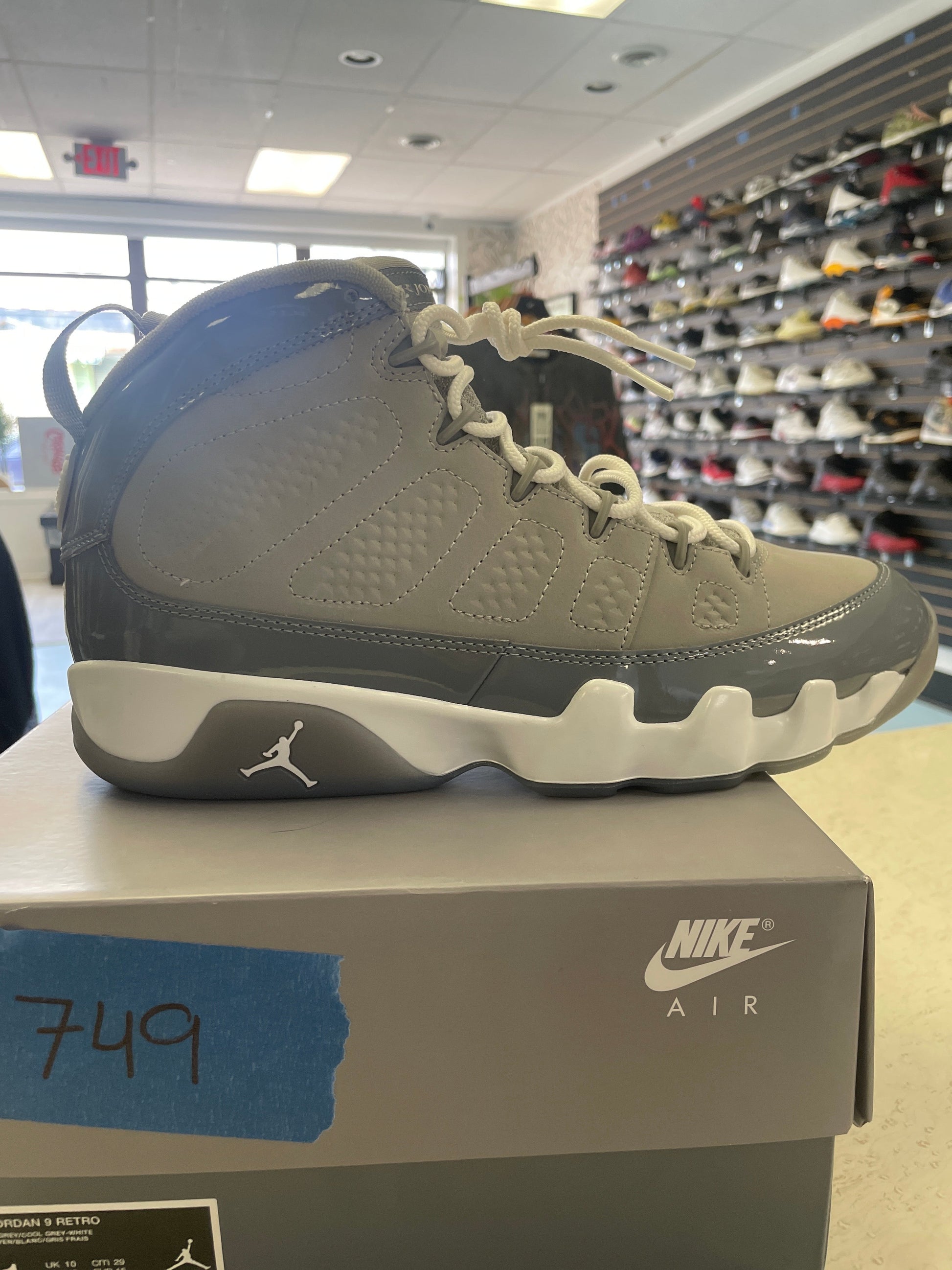 Jordan 9 Retro Cool Grey (2025)