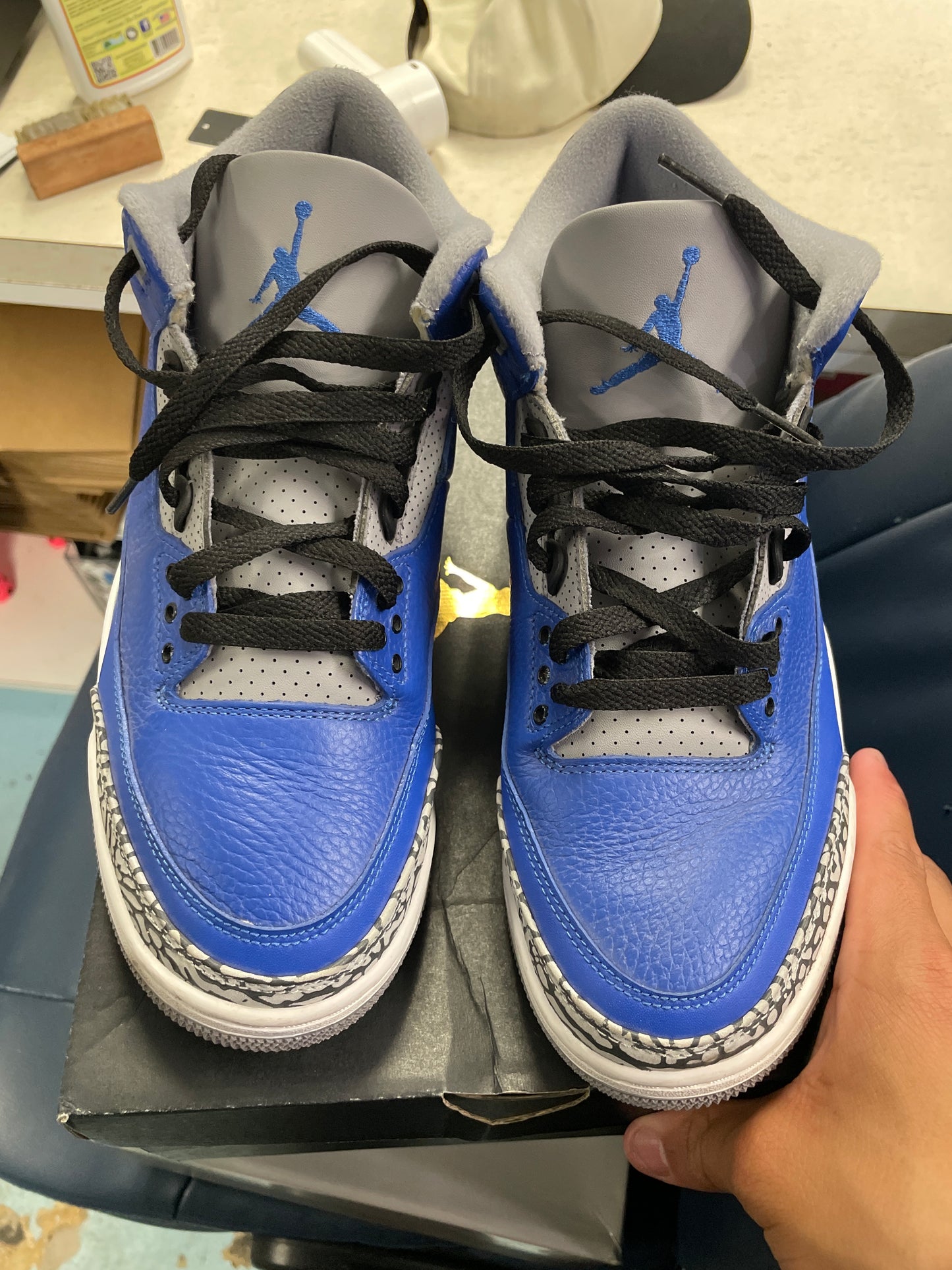 Size10 Jordan 3 Varsity Blue Pre Owned/W Rep Box