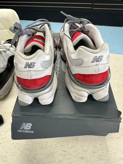 Size9.5 New Balance 9060 Pre Owned With Box