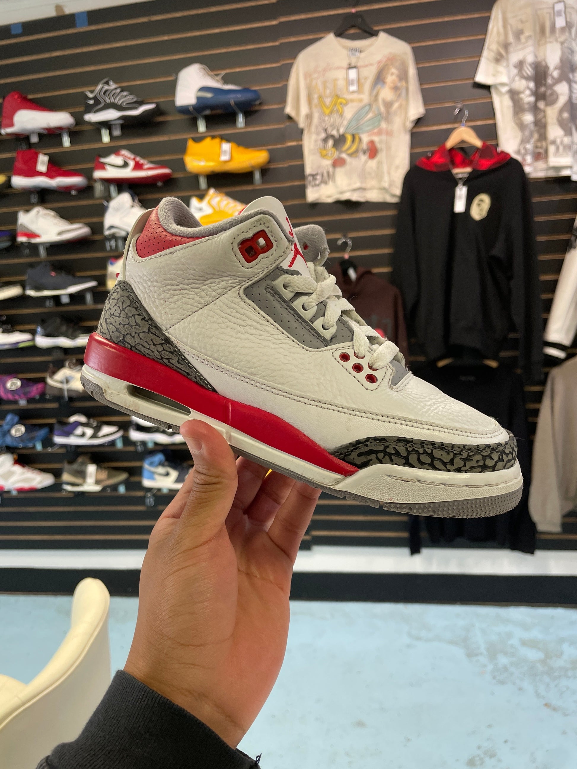 Jordan 3 Retro Fire Red (2022)