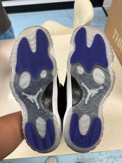 Jordan 11 Retro Space Jam (2016)