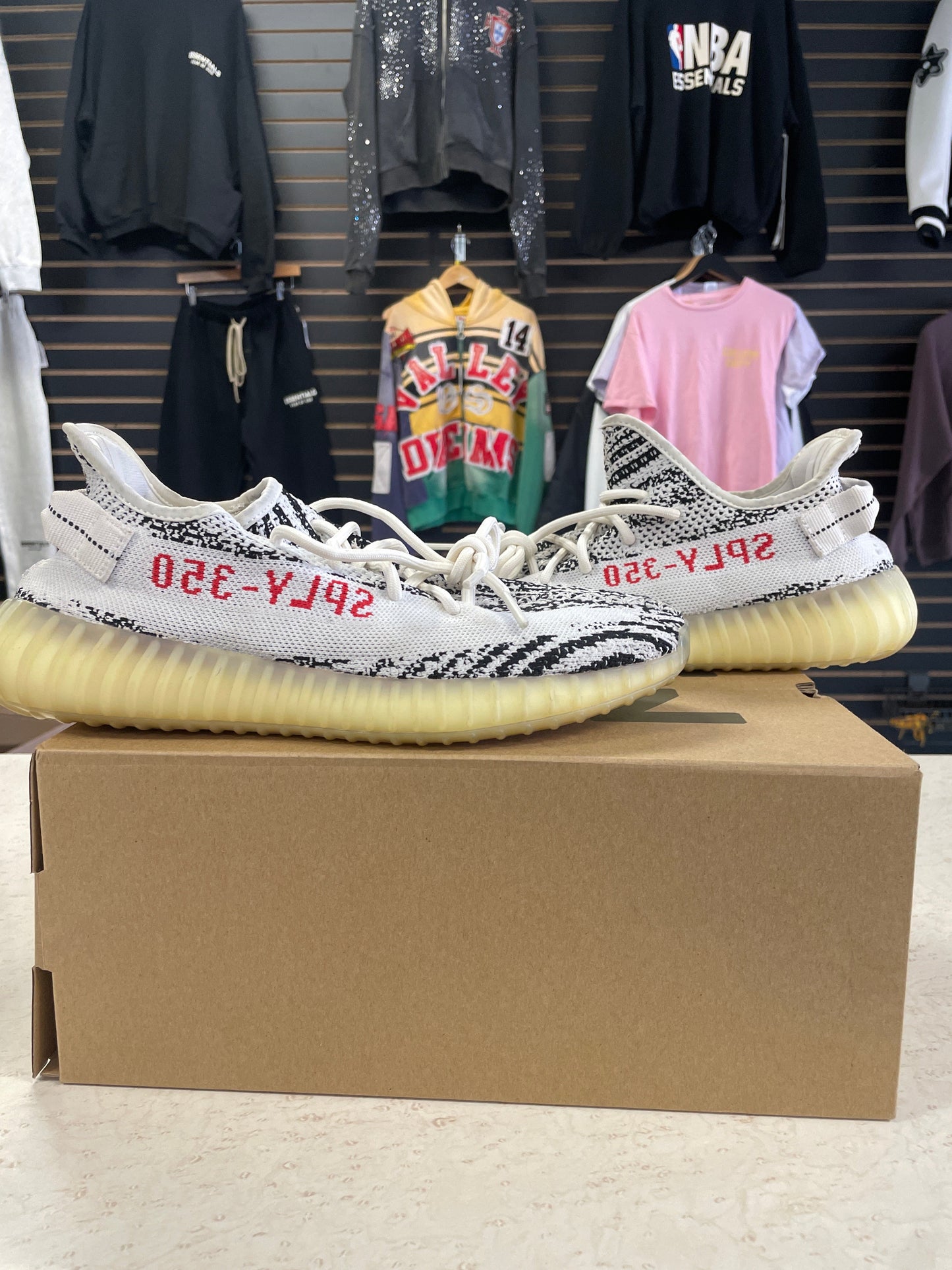 adidas Yeezy Boost 350 V2 Zebra