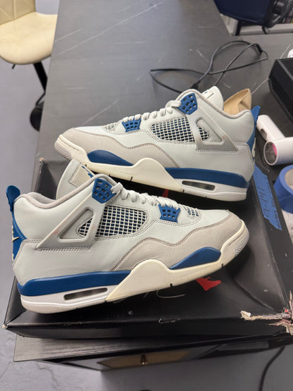 Jordan 4 Retro Military Blue (2024)